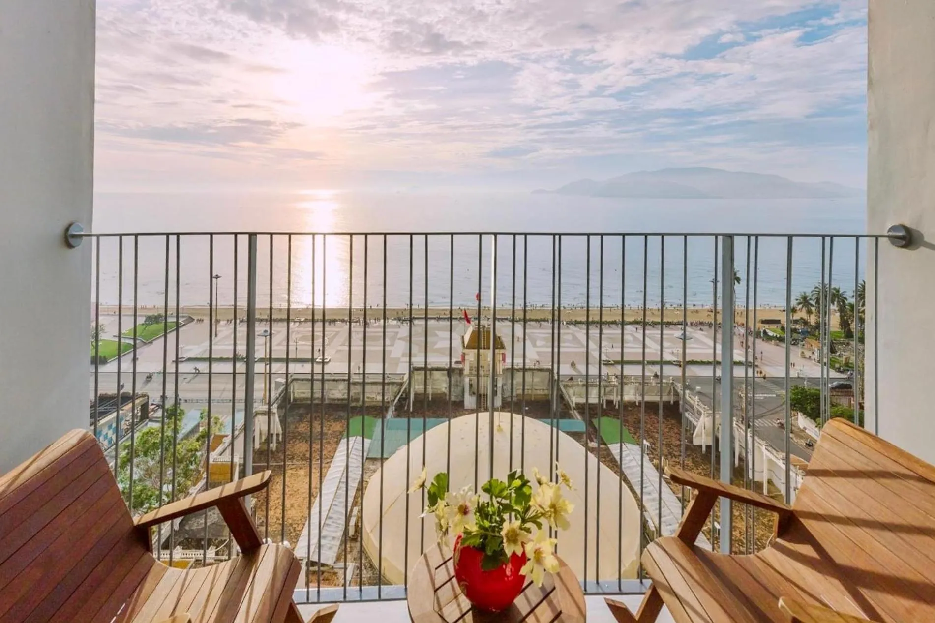 RIS Panorama Condotel