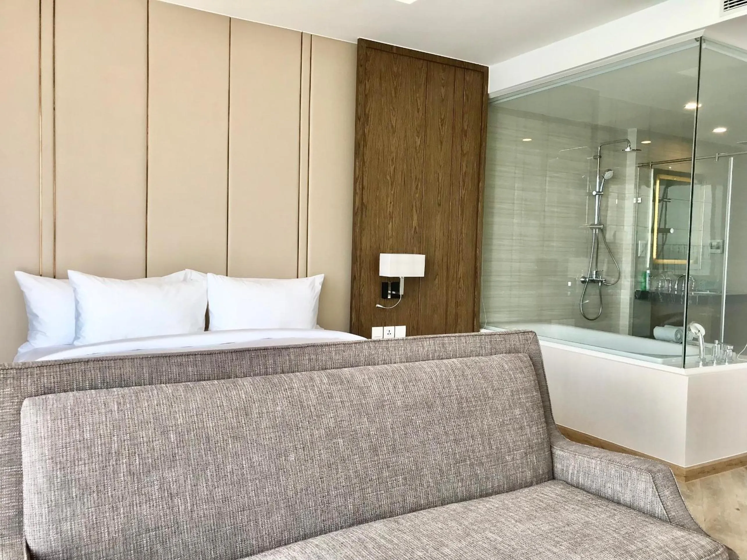 RIS Panorama Condotel