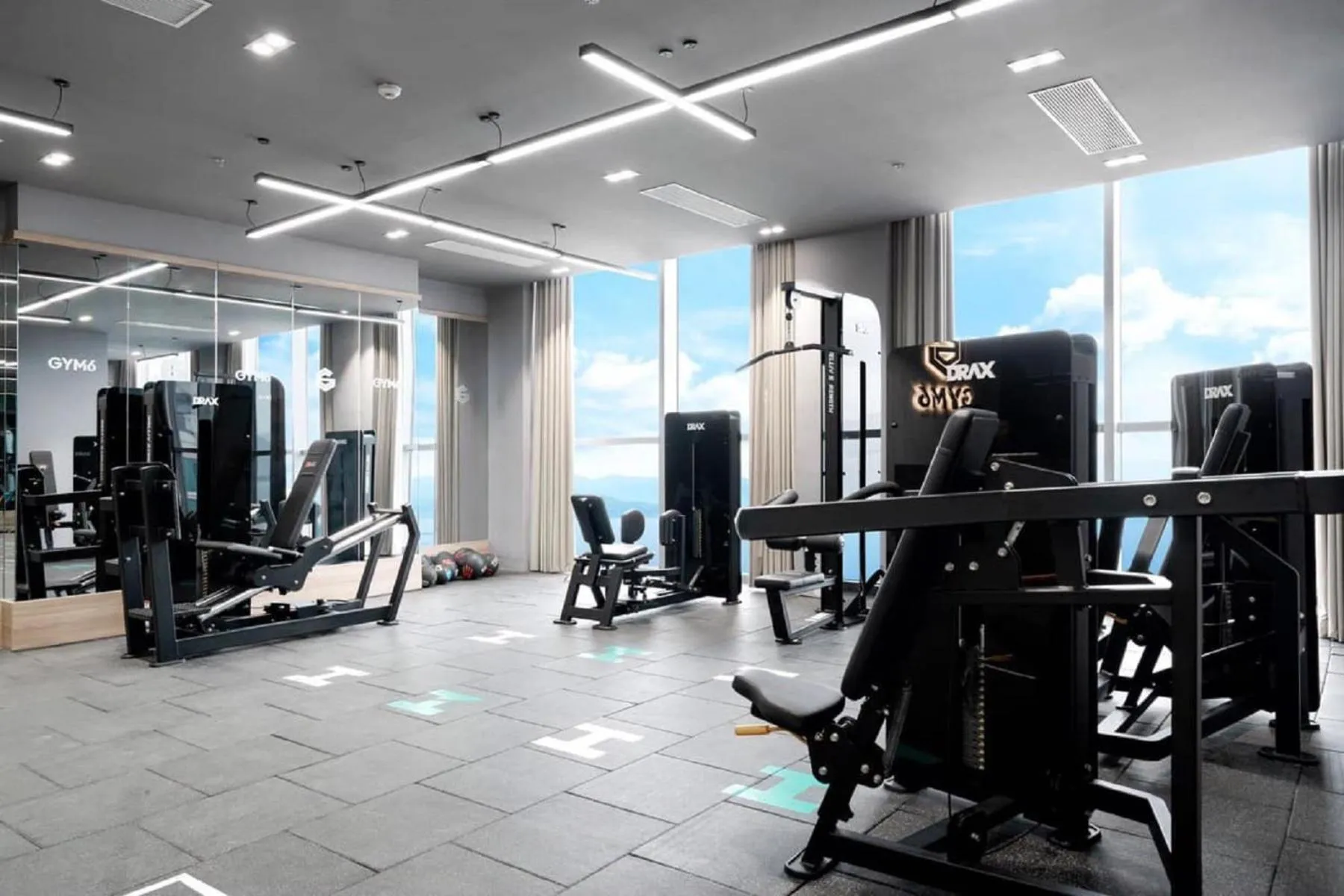 Fitness centre/facilities in RIS Panorama Condotel