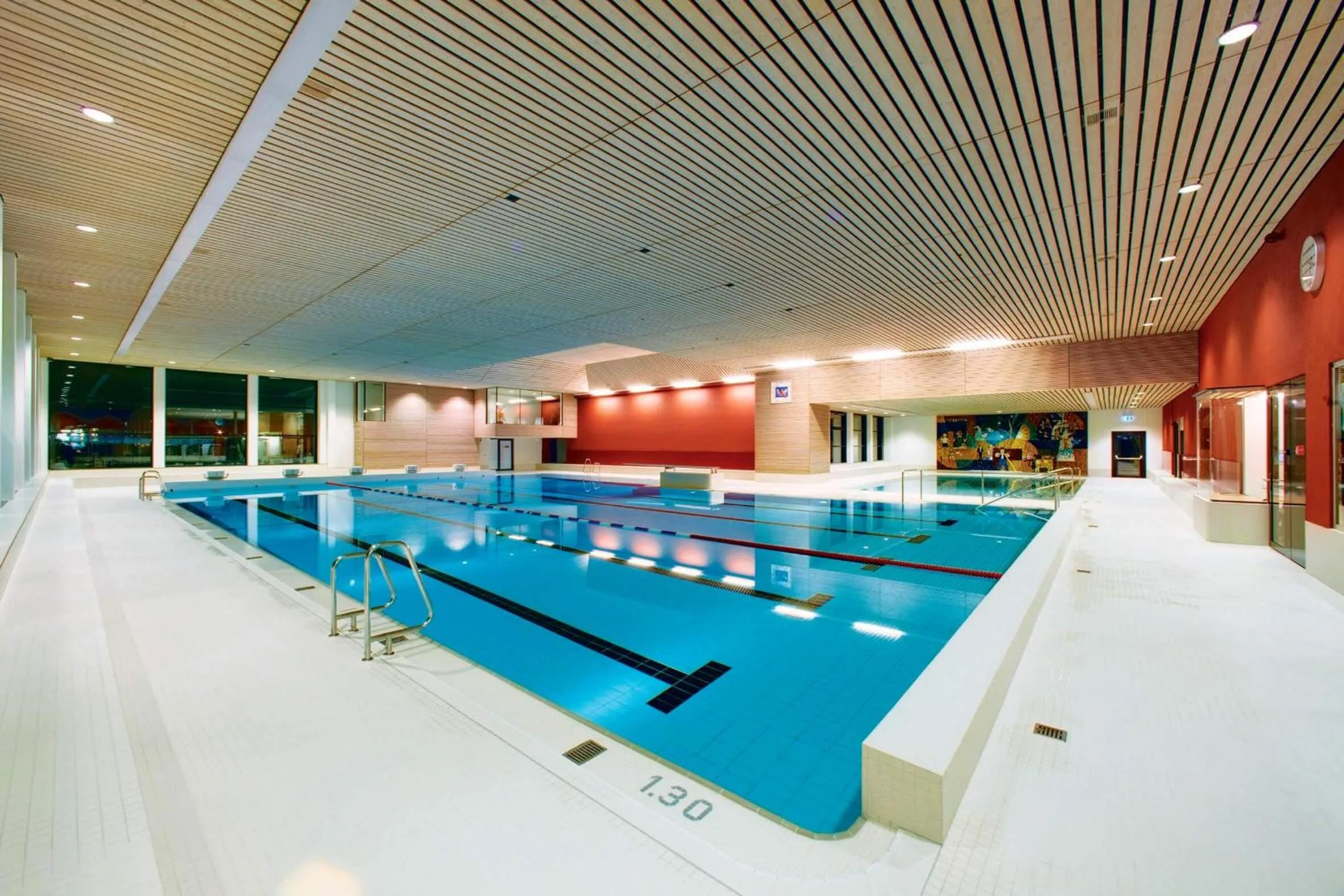Swimming pool in The Golf apartments