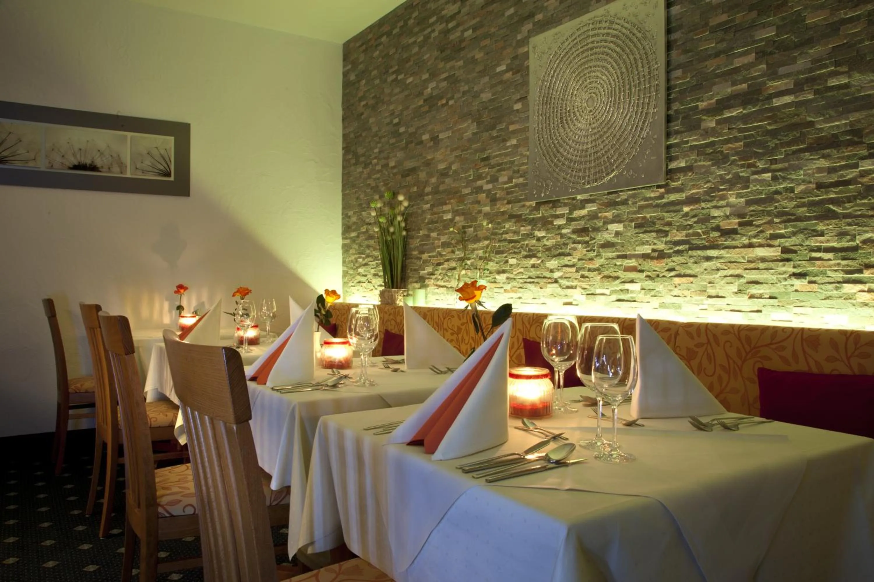 Restaurant/places to eat in Thermenhotel Sonnenhof