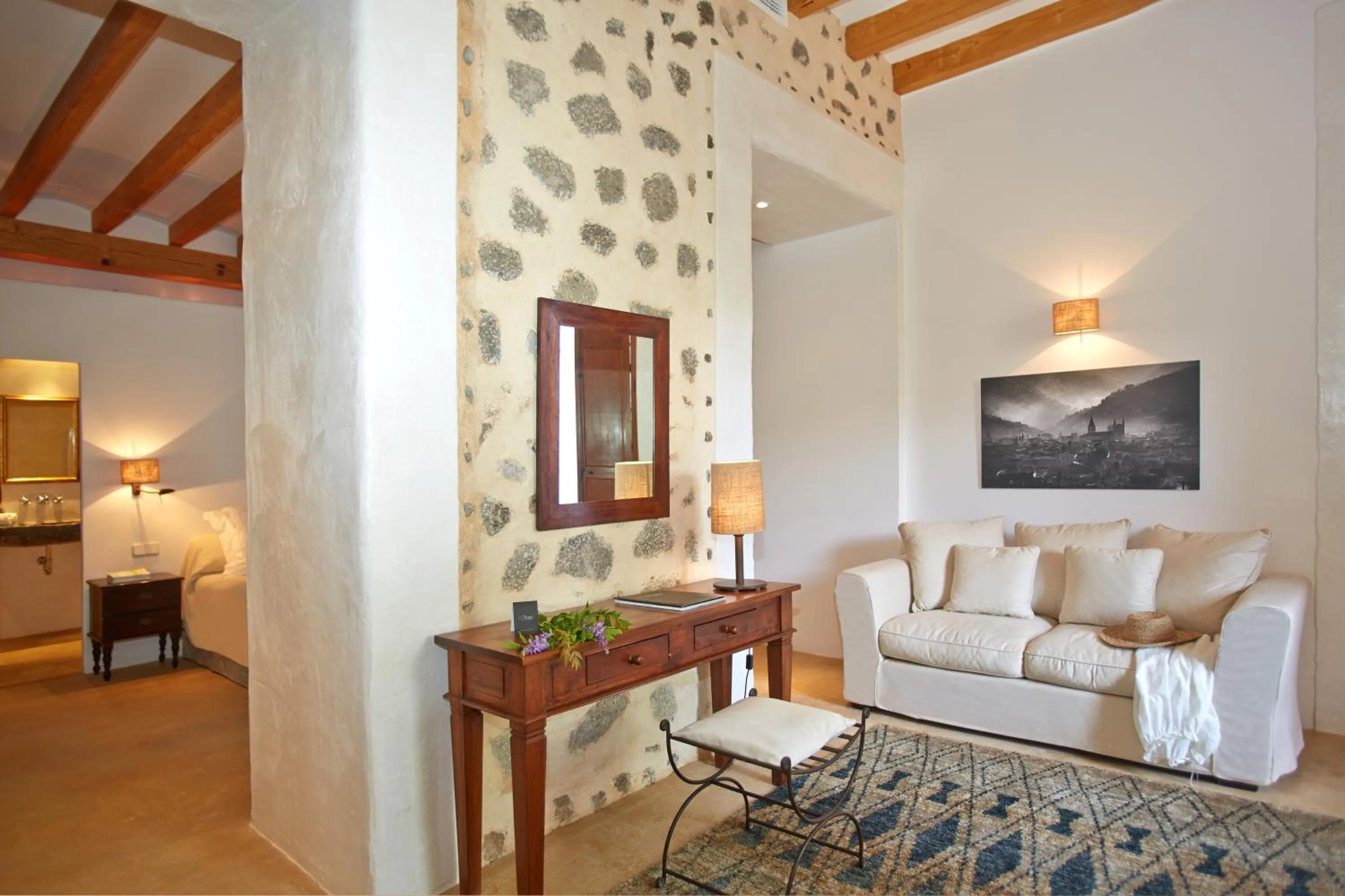 Living room, Bed in Hotel Es Port