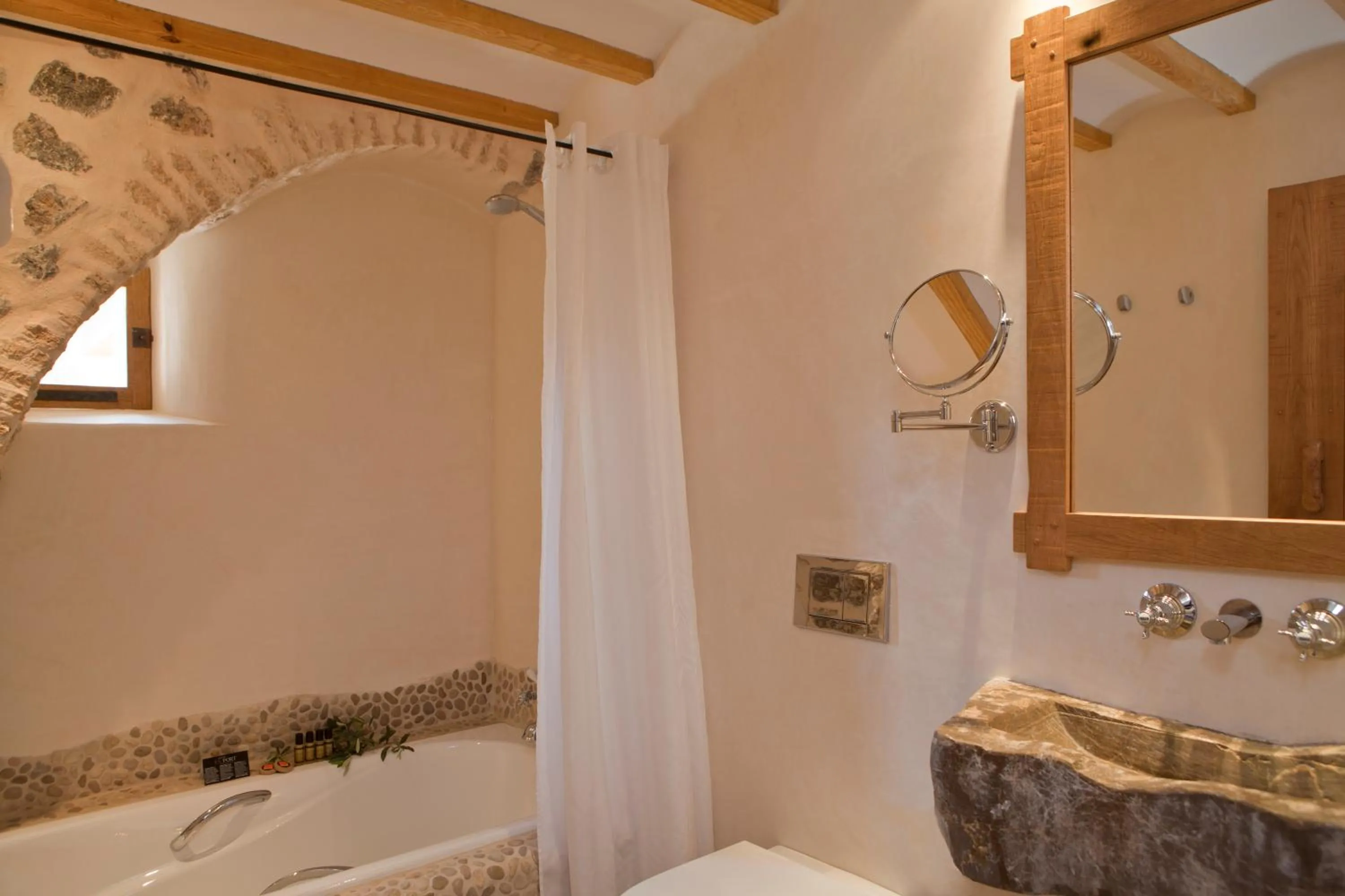 Bathroom in Hotel Es Port