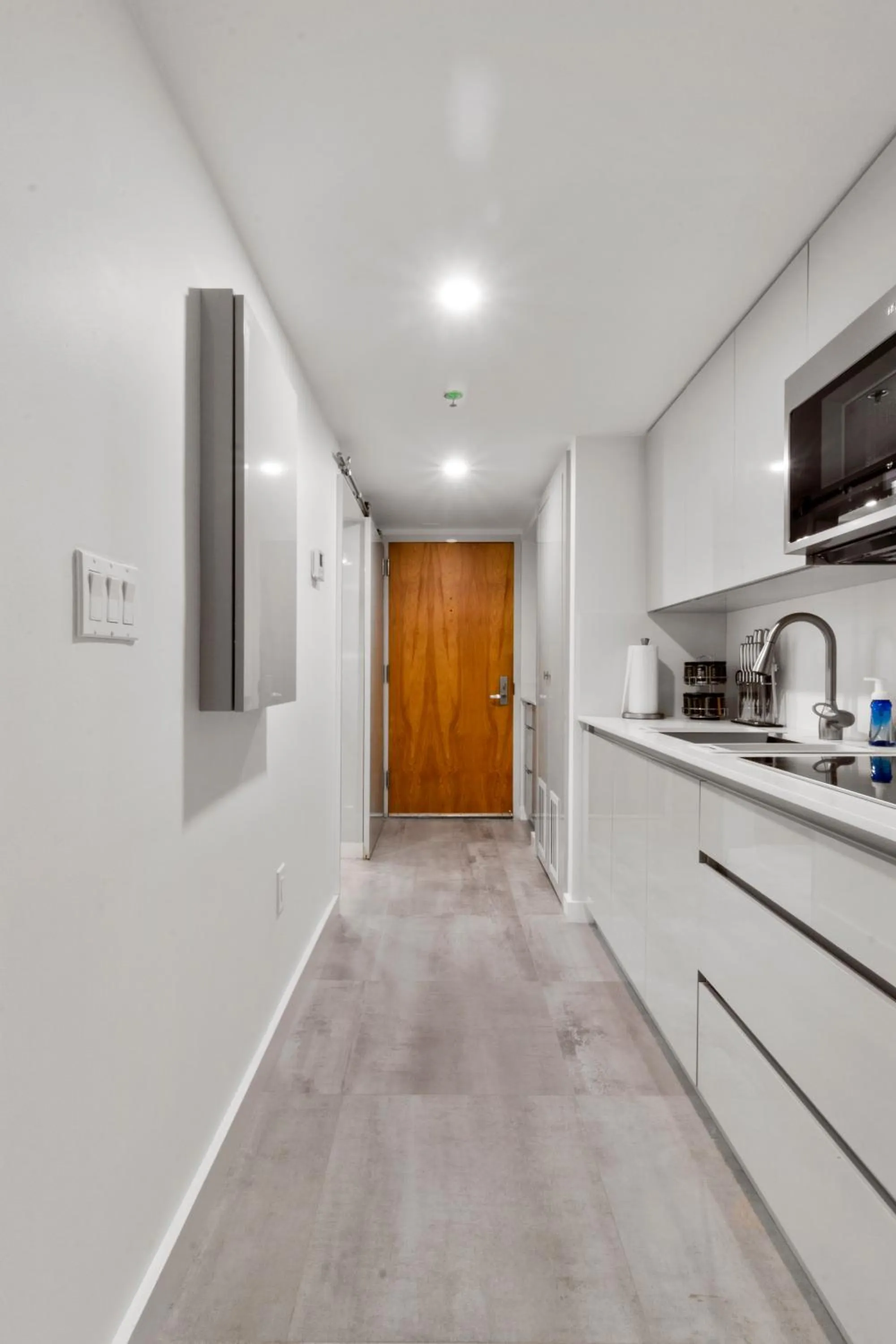 Elite Brickell Studio on the Bay