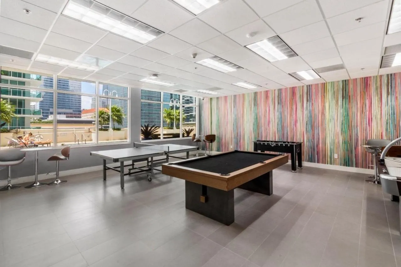 Elite Brickell Studio on the Bay