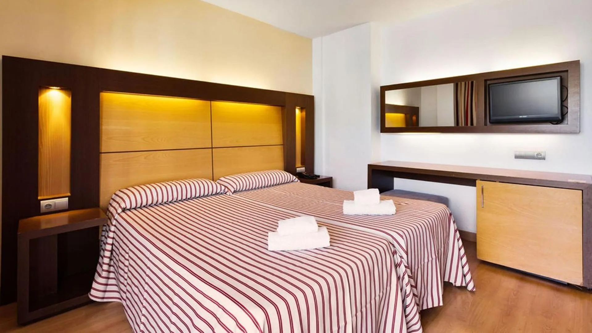 Photo of the whole room, Bed in Hotel Pabisa Chico