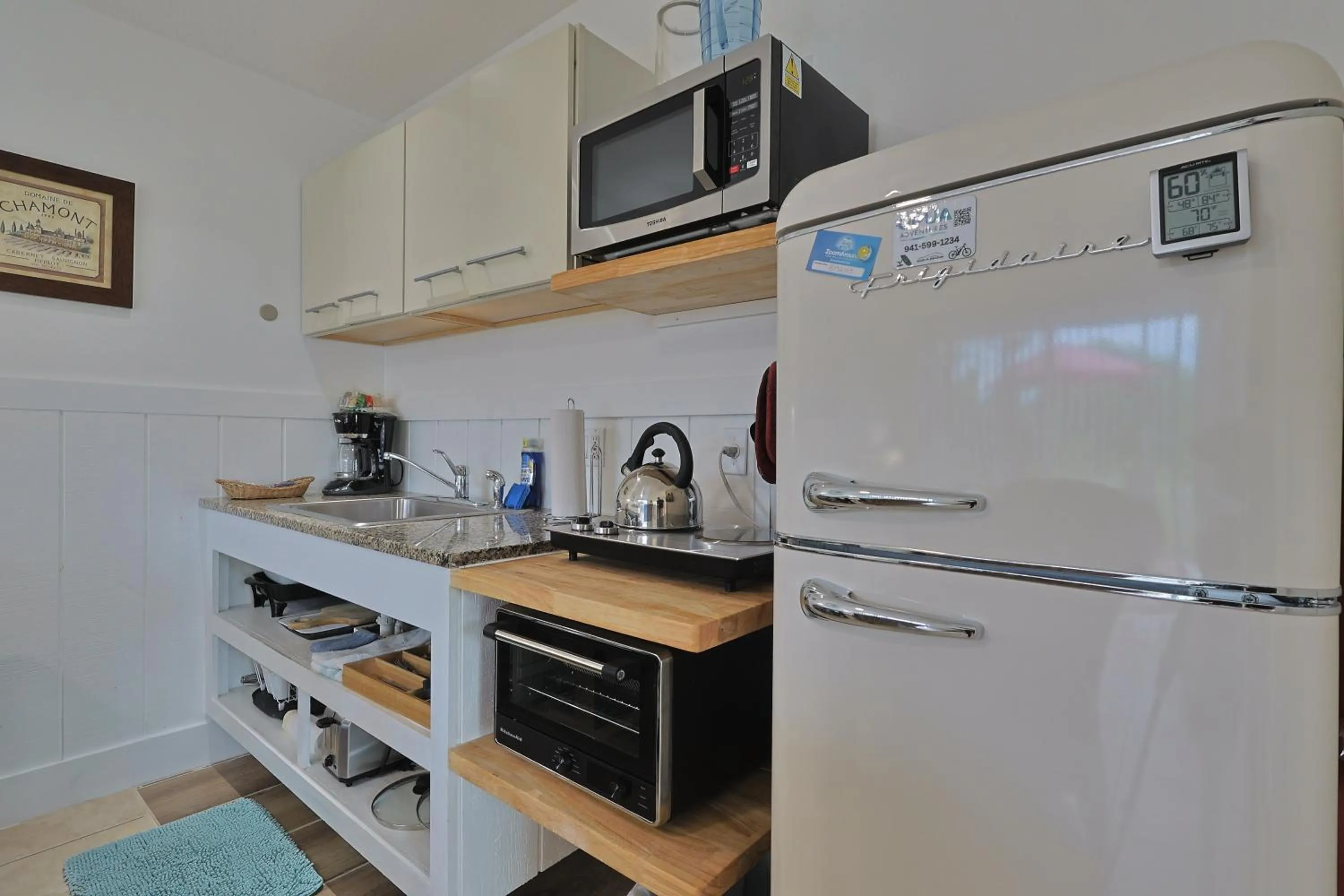 Kitchen or kitchenette in Siesta Key Island Rentals