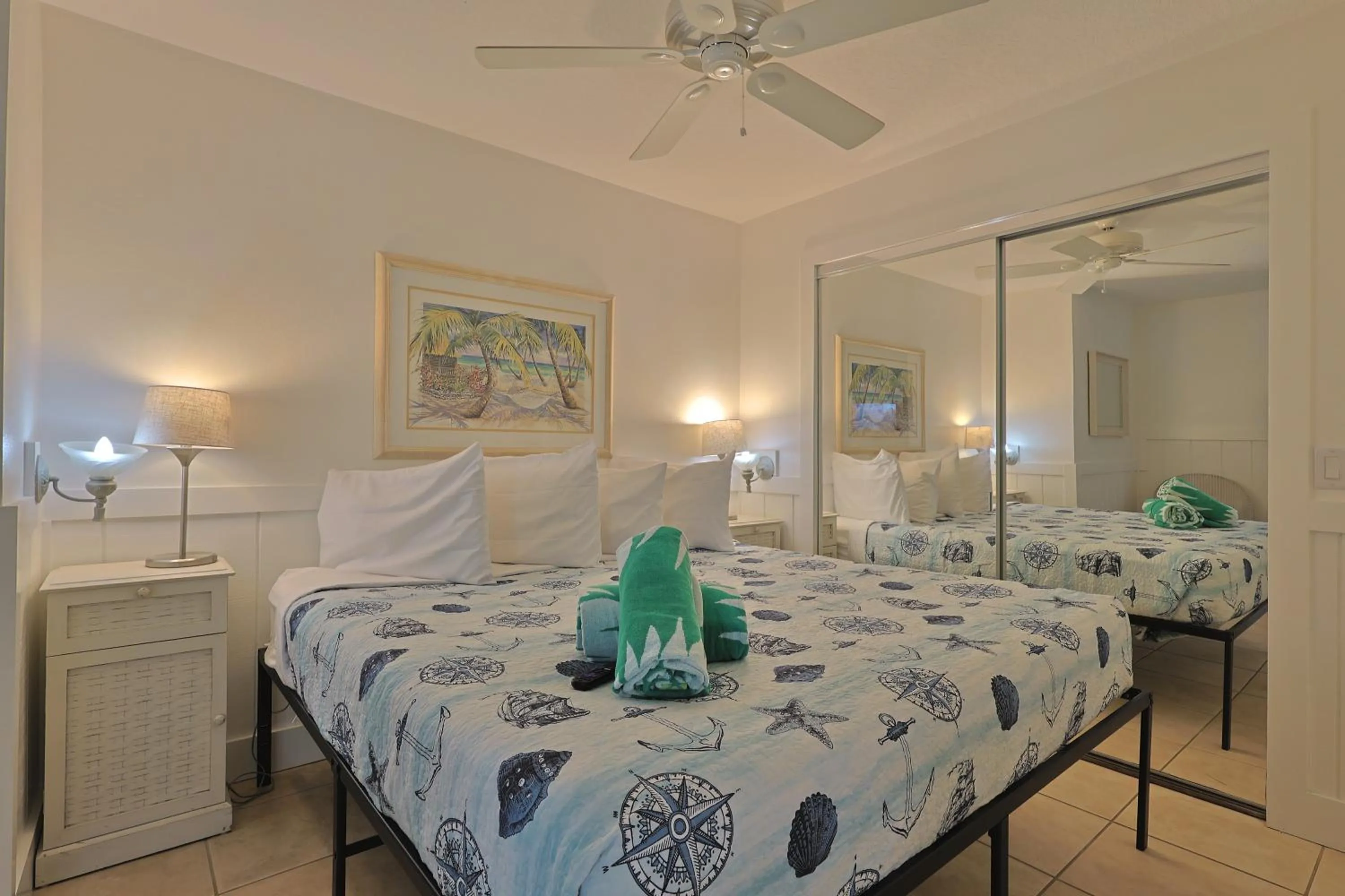 Bedroom, Bed in Siesta Key Island Rentals