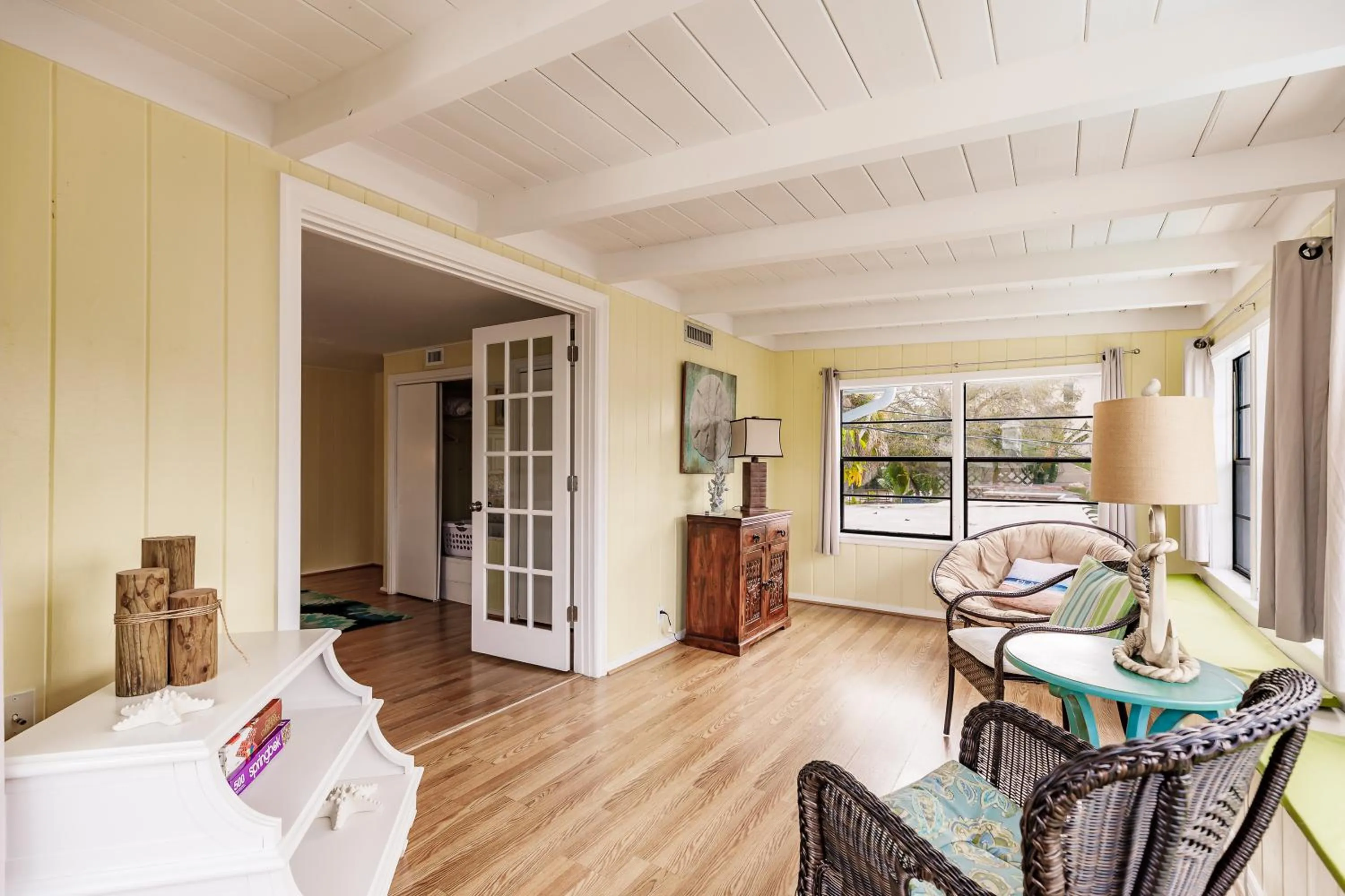 Seating area, Bed in Siesta Key Island Rentals
