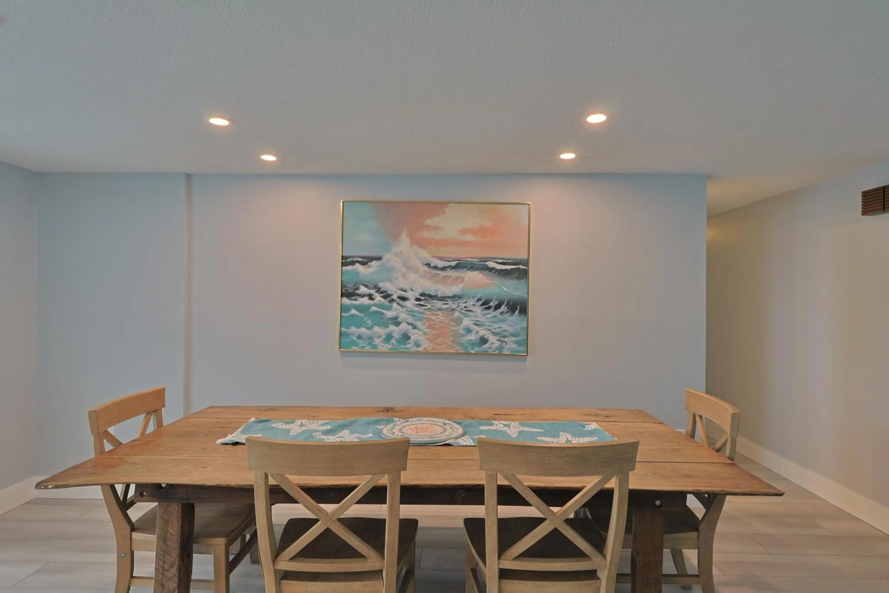 Dining area in Siesta Key Island Rentals