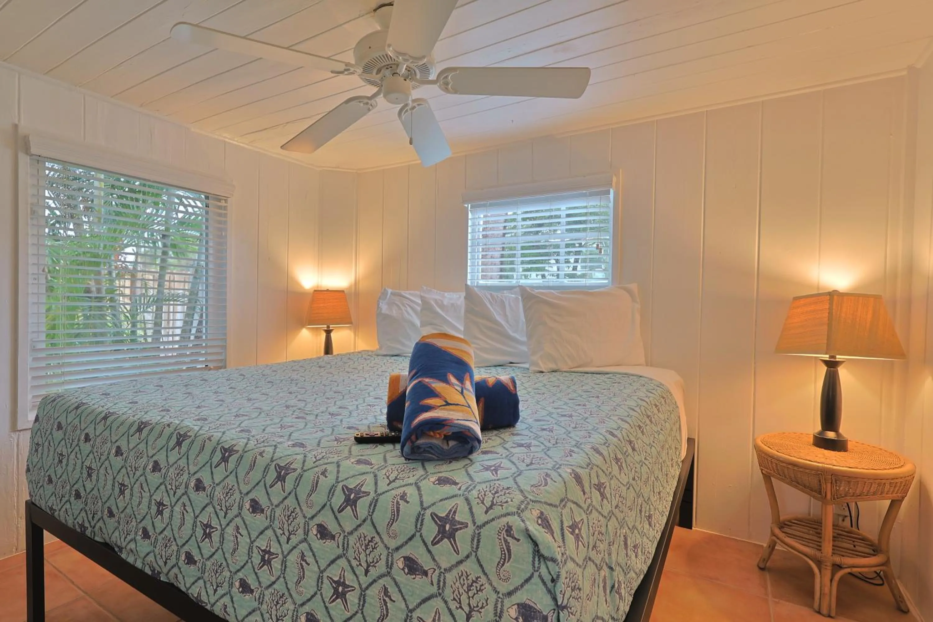Bedroom, Bed in Siesta Key Island Rentals