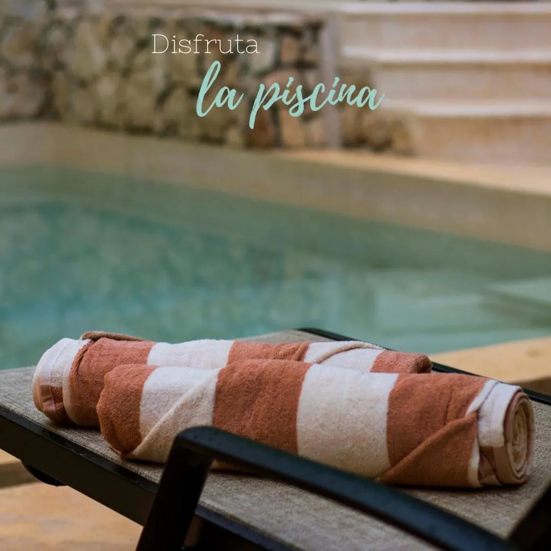 Swimming pool in Hotel Boutique SAYAB