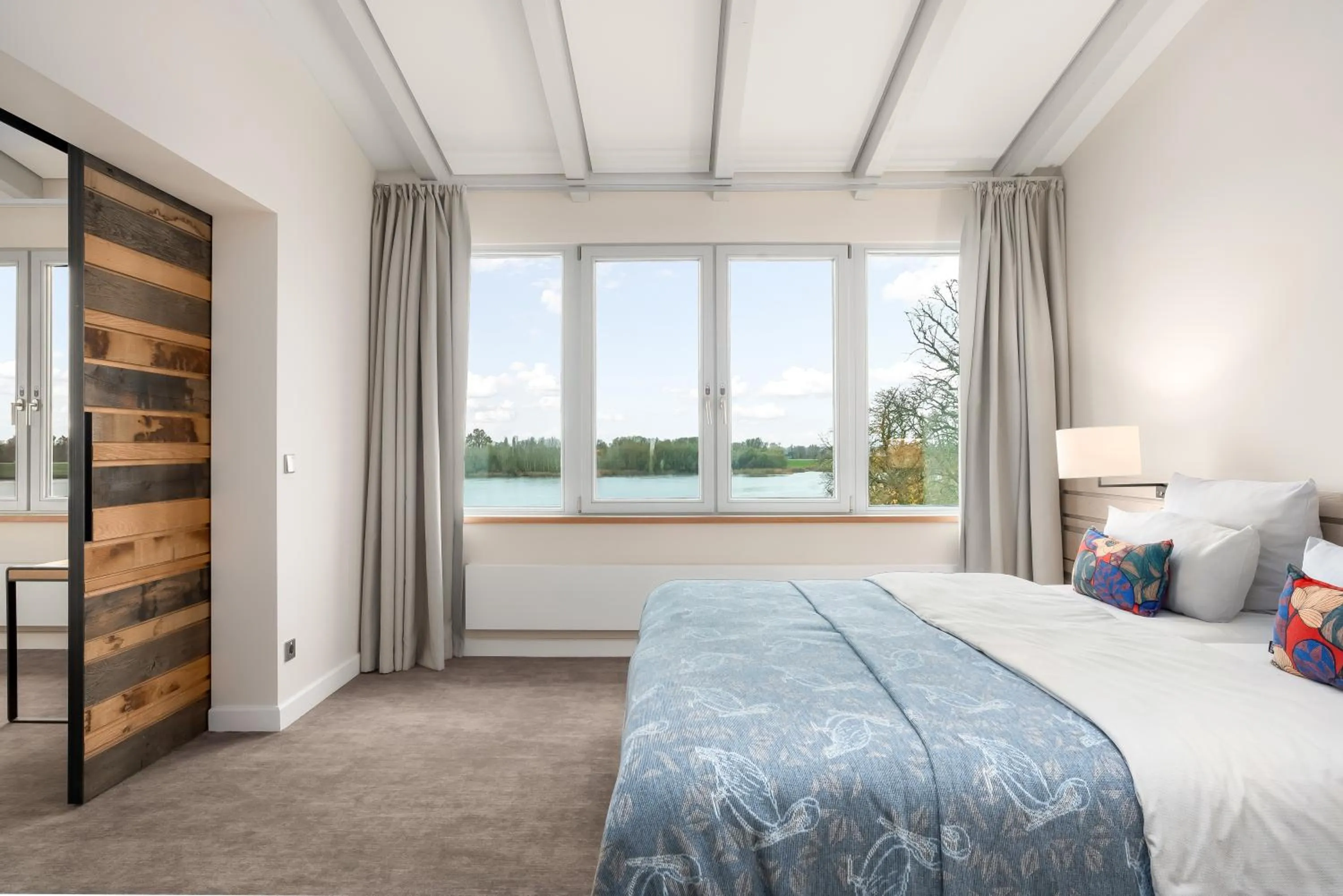 Photo of the whole room, Bed in Zollenspieker Fährhaus