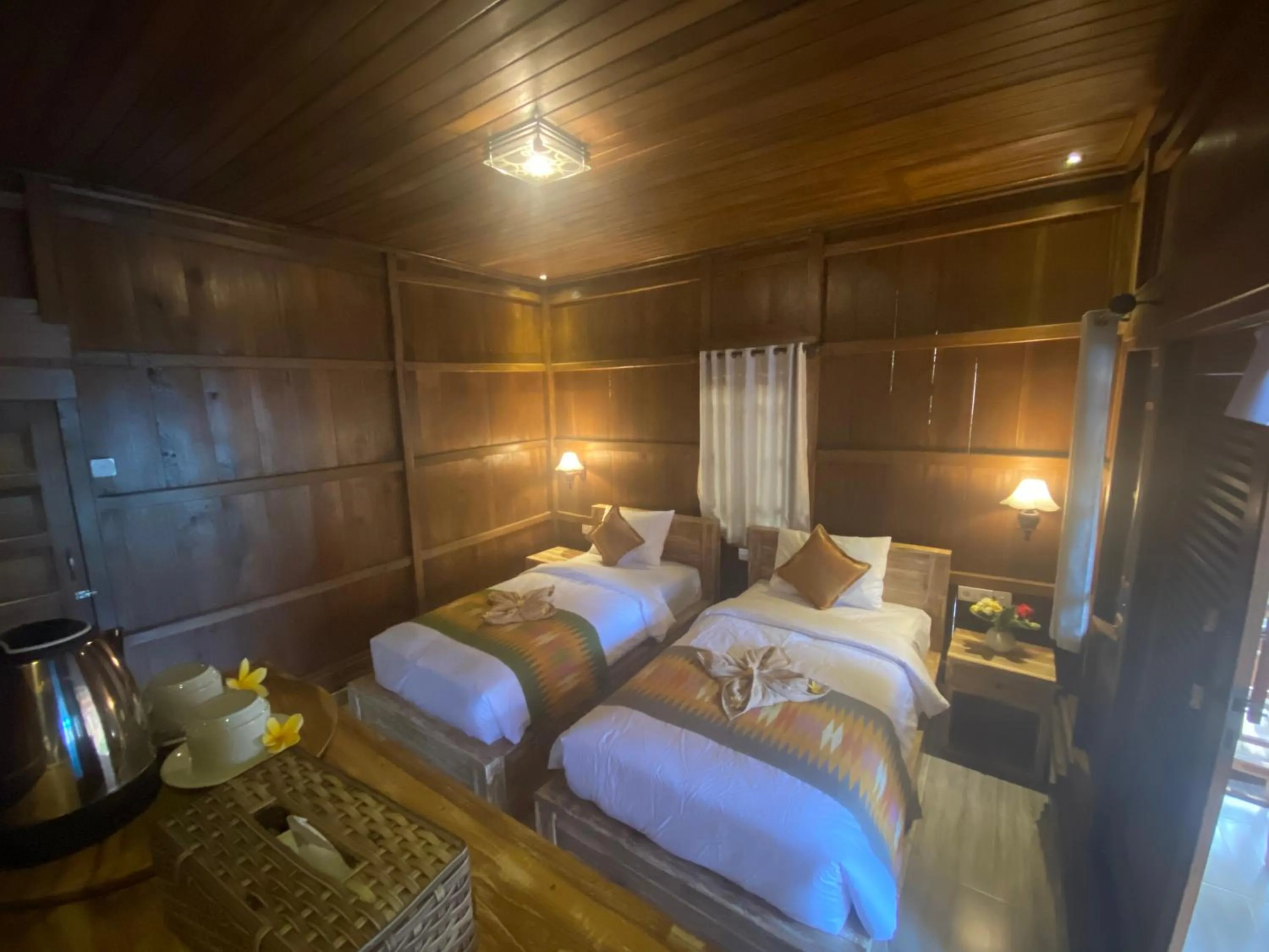 Bedroom, Bed in Grand Cory