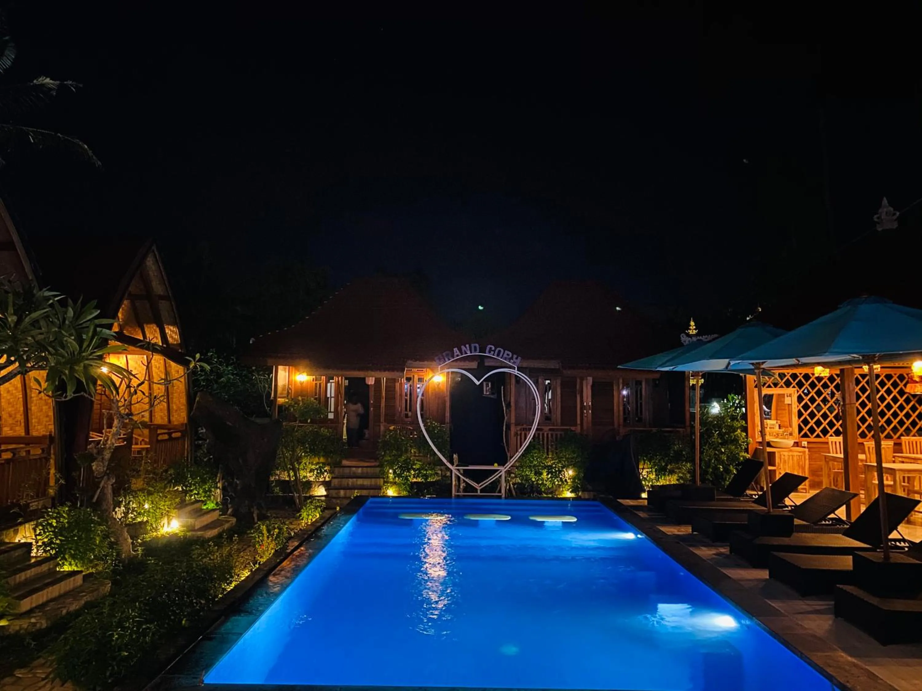 Swimming pool in Grand Cory