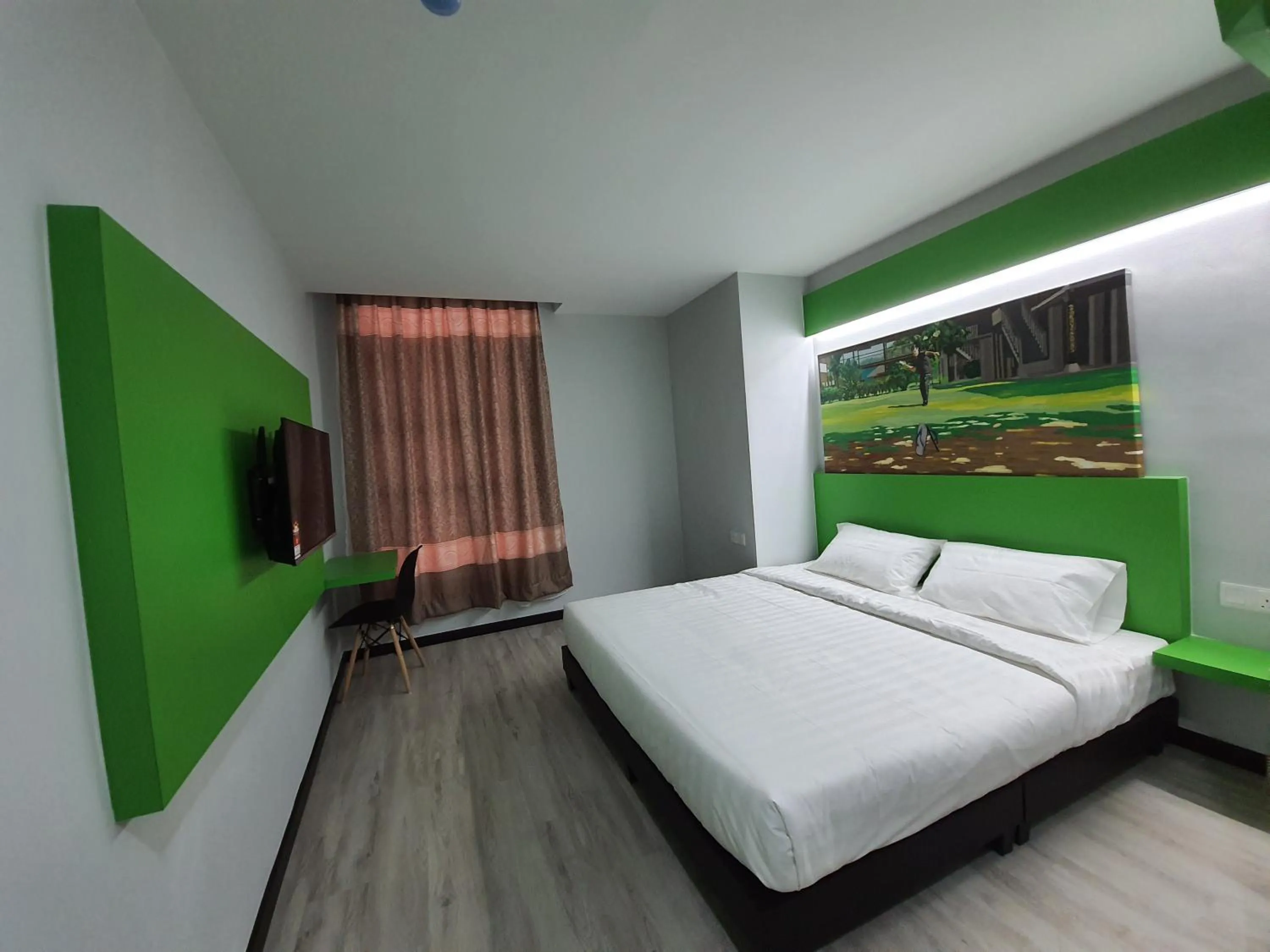 Photo of the whole room, Bed in PARADIAN HOTEL