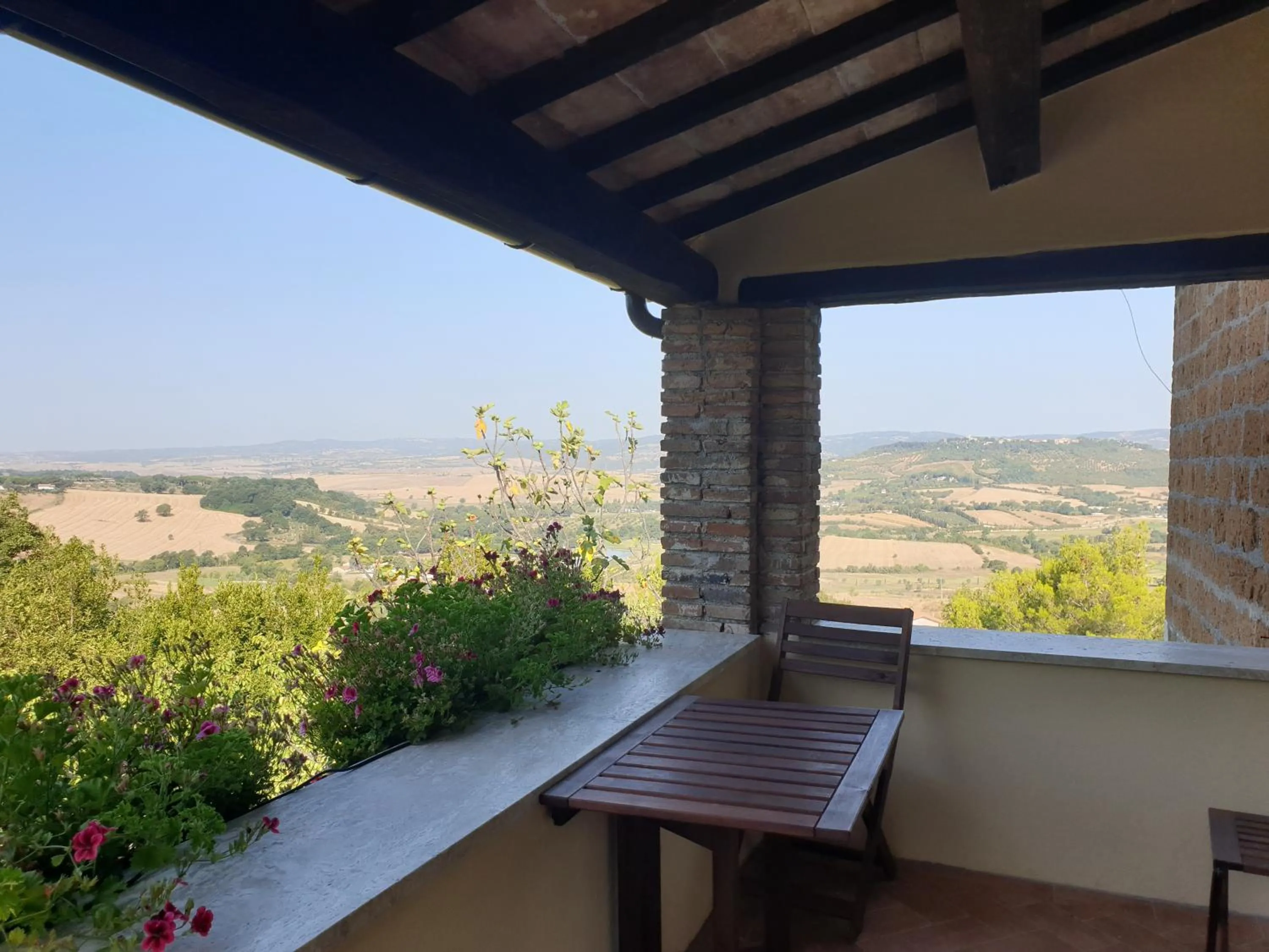 Balcony/Terrace in Le Querciolaie Monte Cavallo - upper apartment