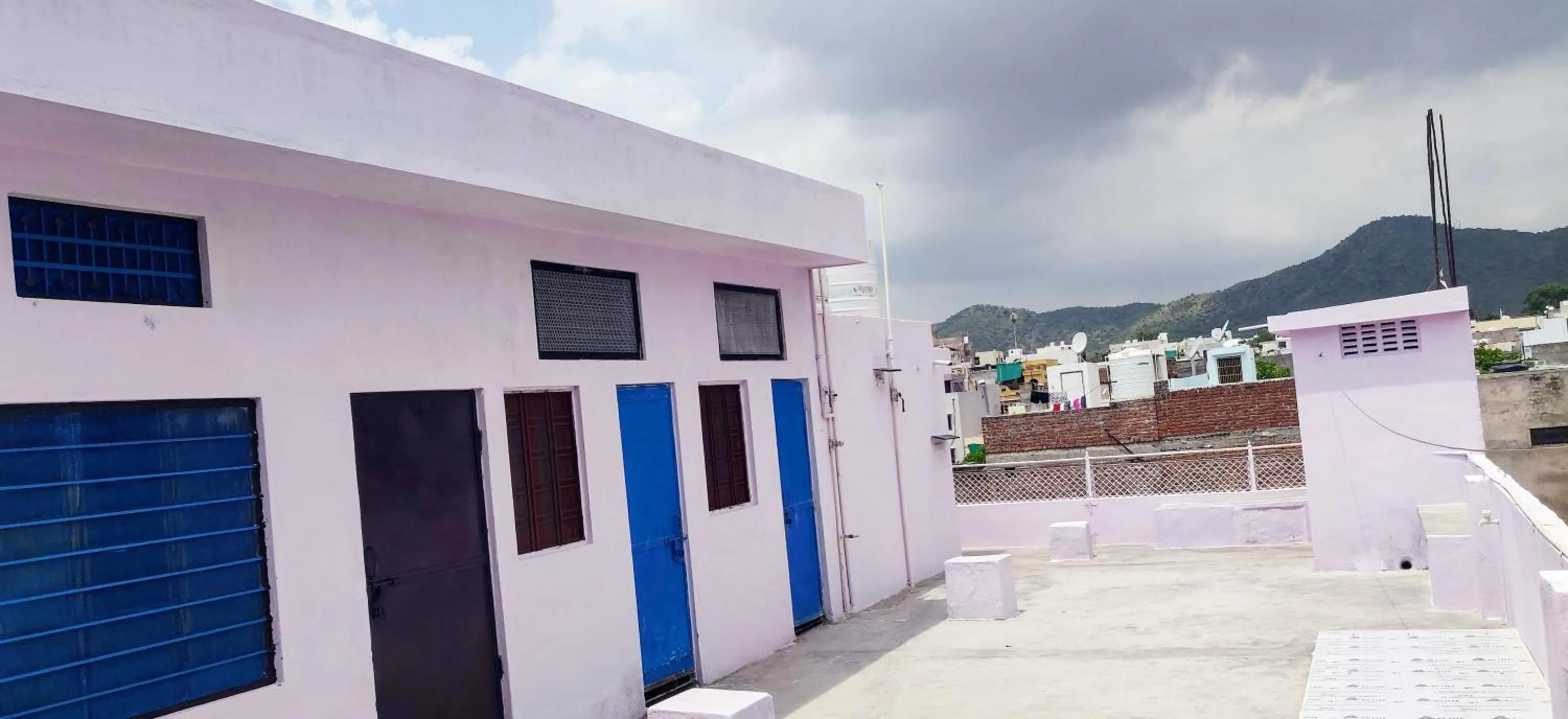 Ashish Guest House, Goverdhan Vilas