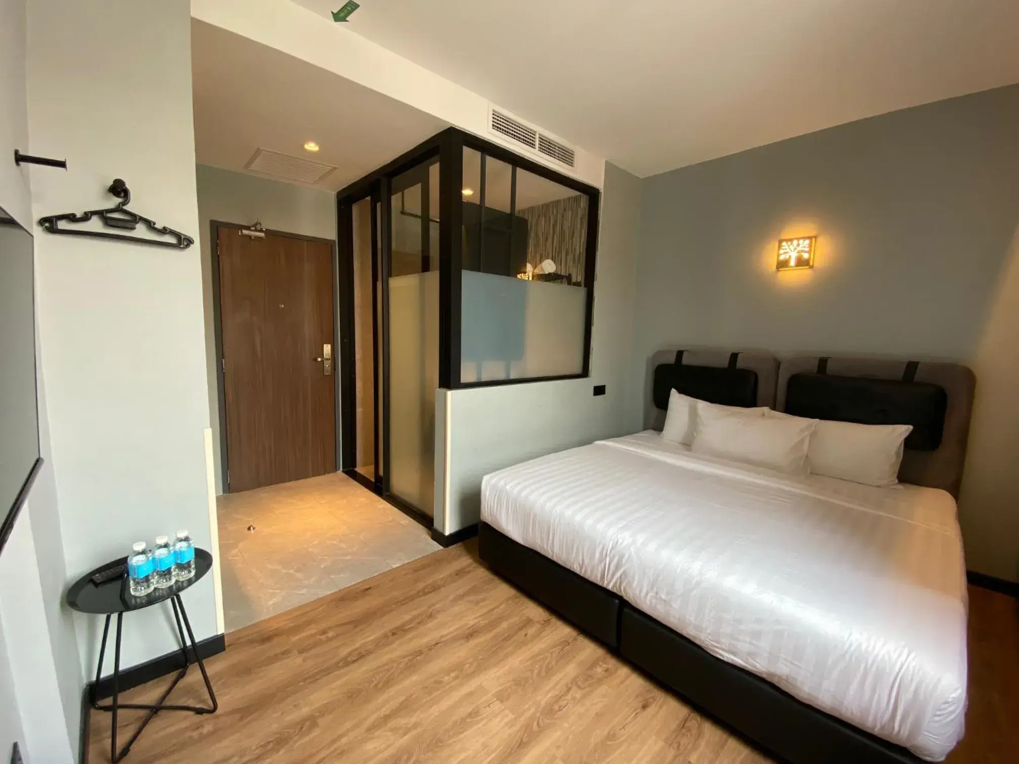 Deluxe King Room in The Seraya Hotel Deluxe King Room in The Seraya Hotel