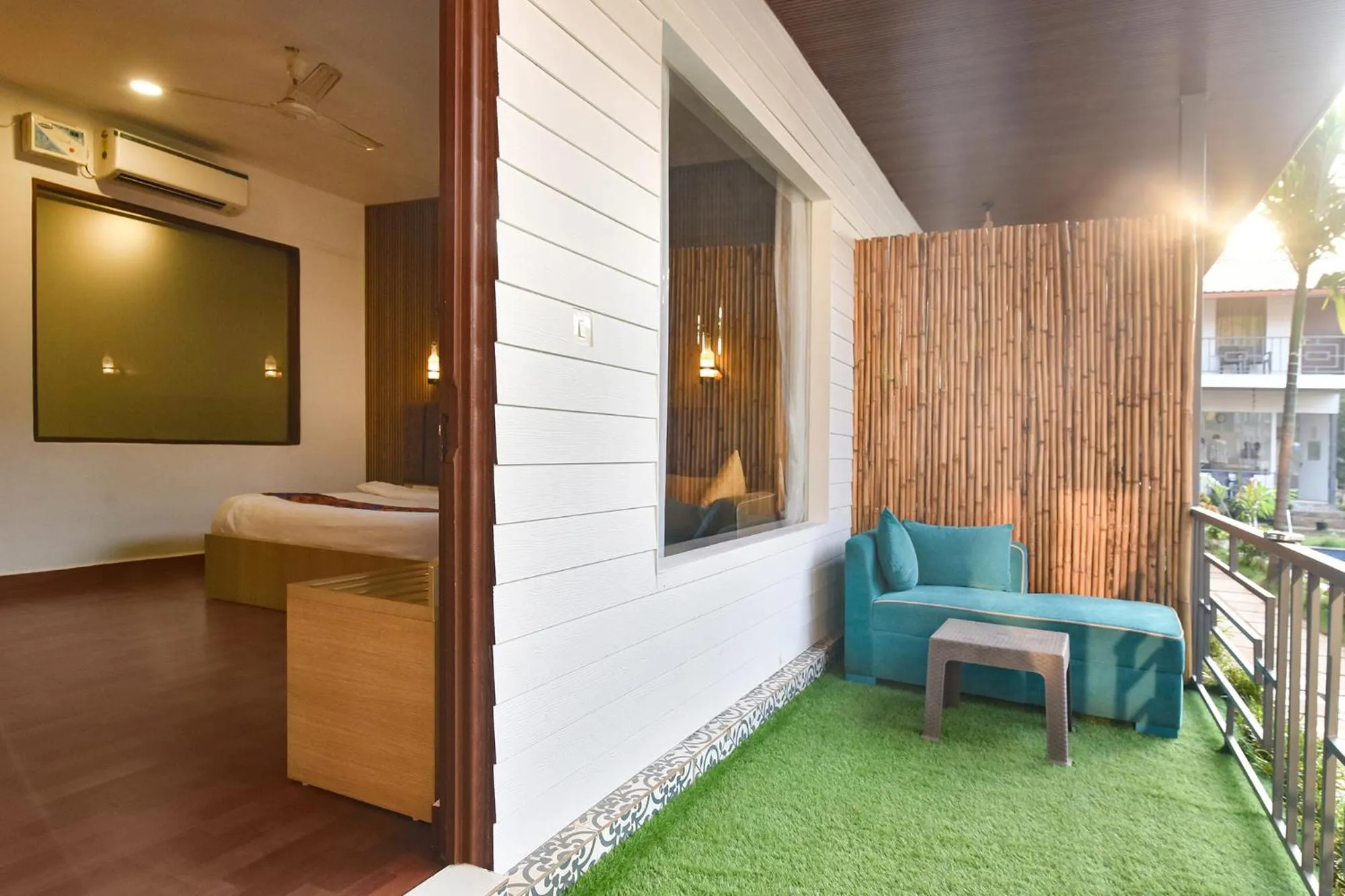 Balcony/Terrace in FabHotel Morjim Bliss