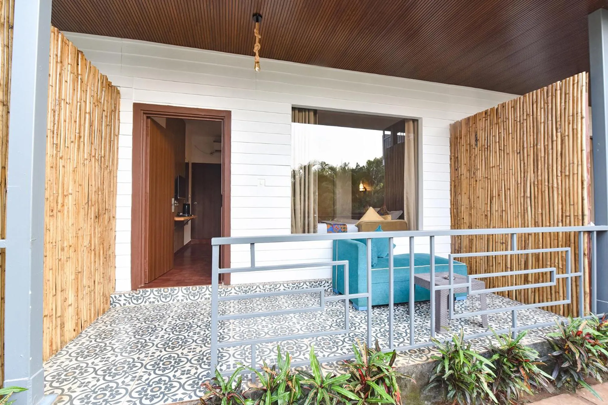 Balcony/Terrace in FabHotel Morjim Bliss