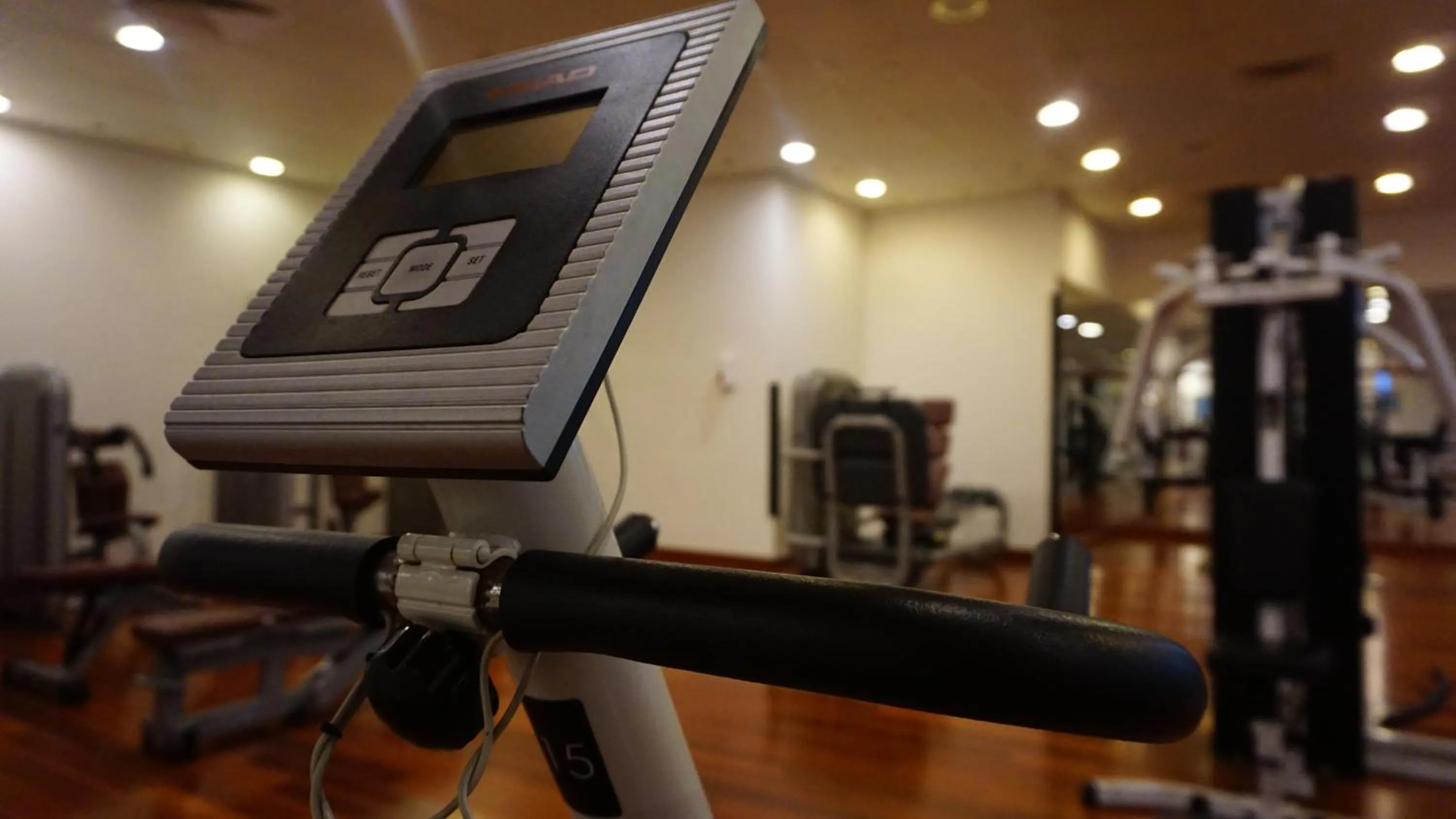 Fitness centre/facilities in Golden Tulip Sharjah