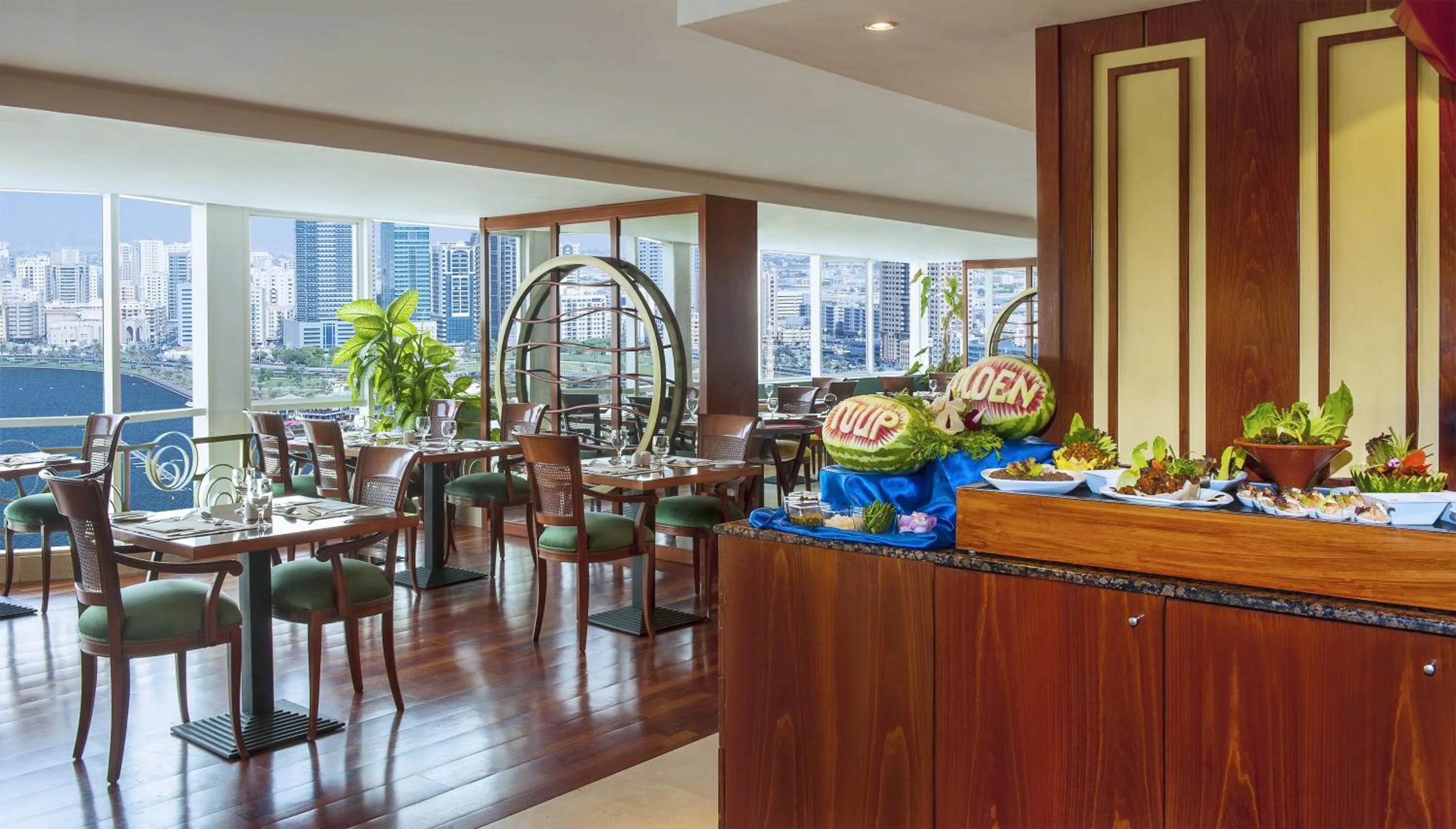 Restaurant/places to eat in Golden Tulip Sharjah