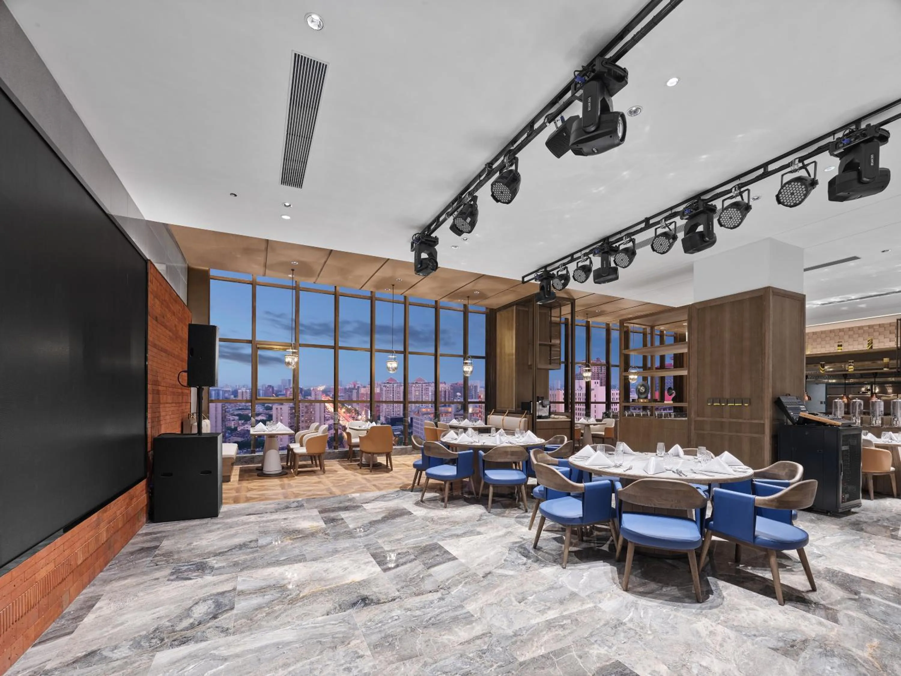 Restaurant/places to eat in Doubletree By Hilton Beijing East Third Ring Road