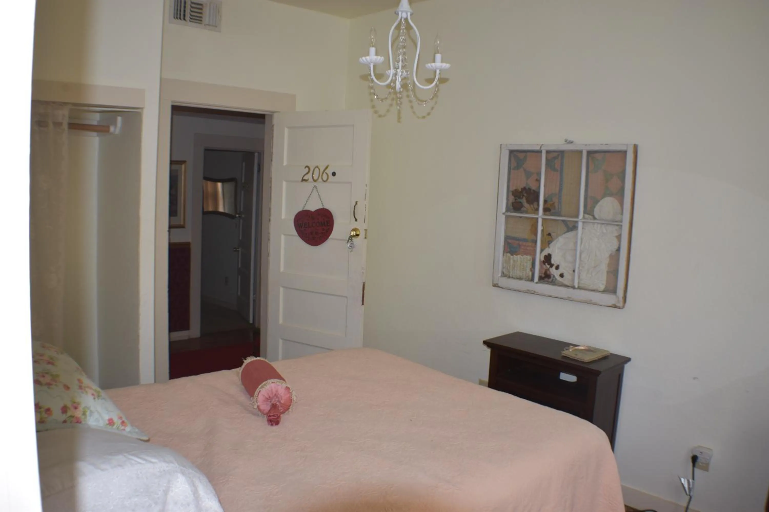 Bed in The Hotel Texan