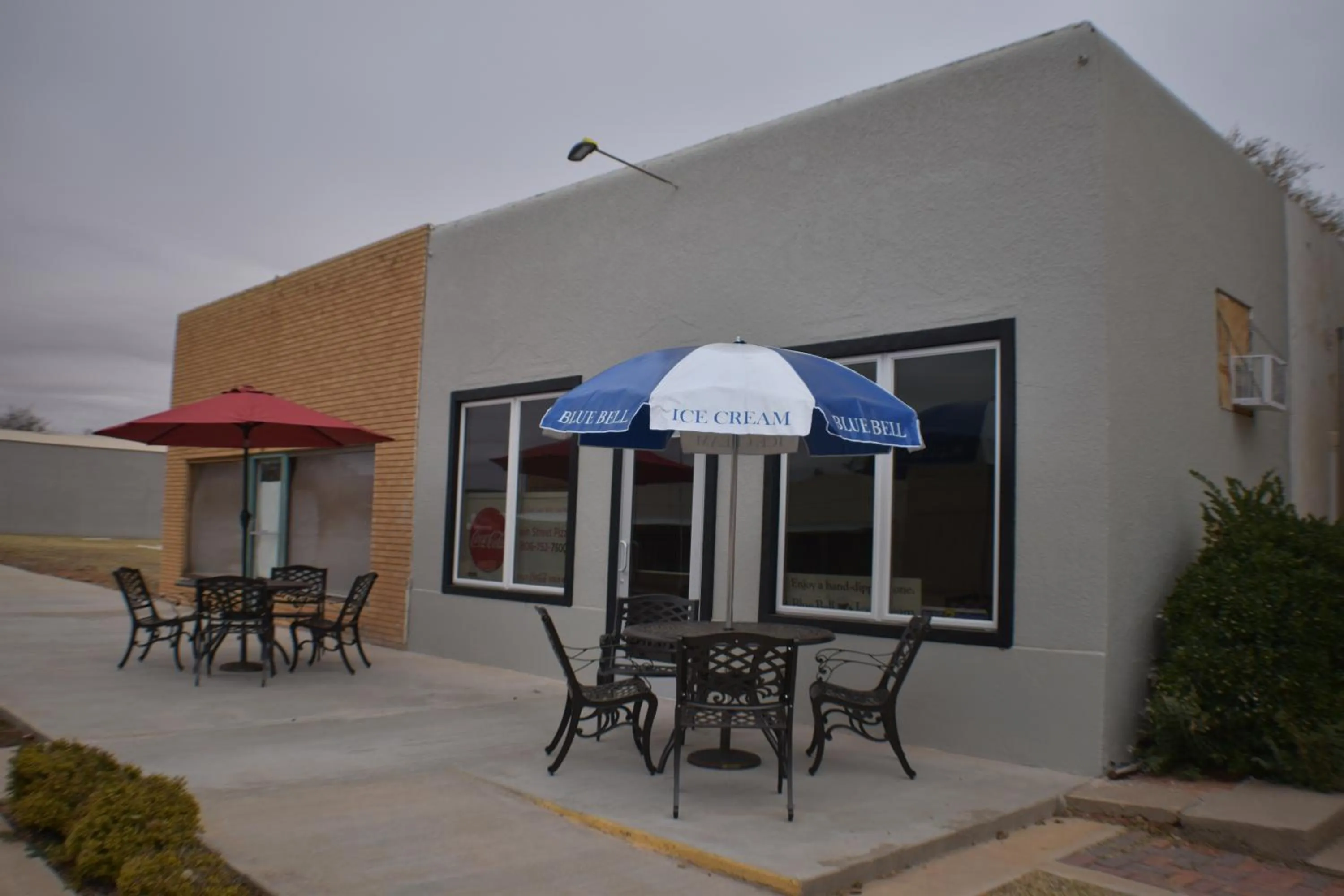 Restaurant/places to eat in The Hotel Texan