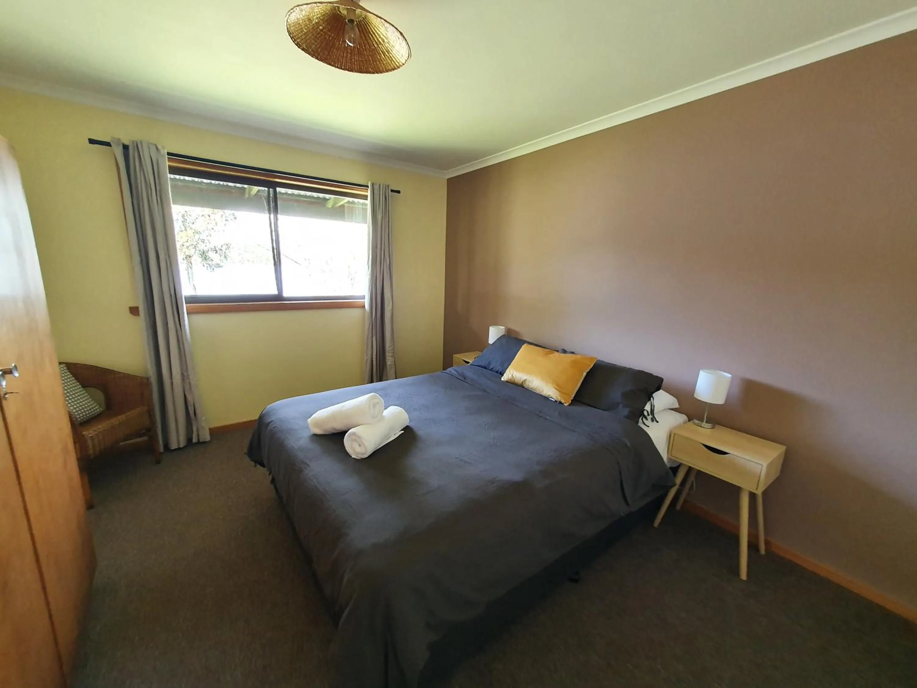 Bedroom, Bed in Lake Yalleena Nature Retreat