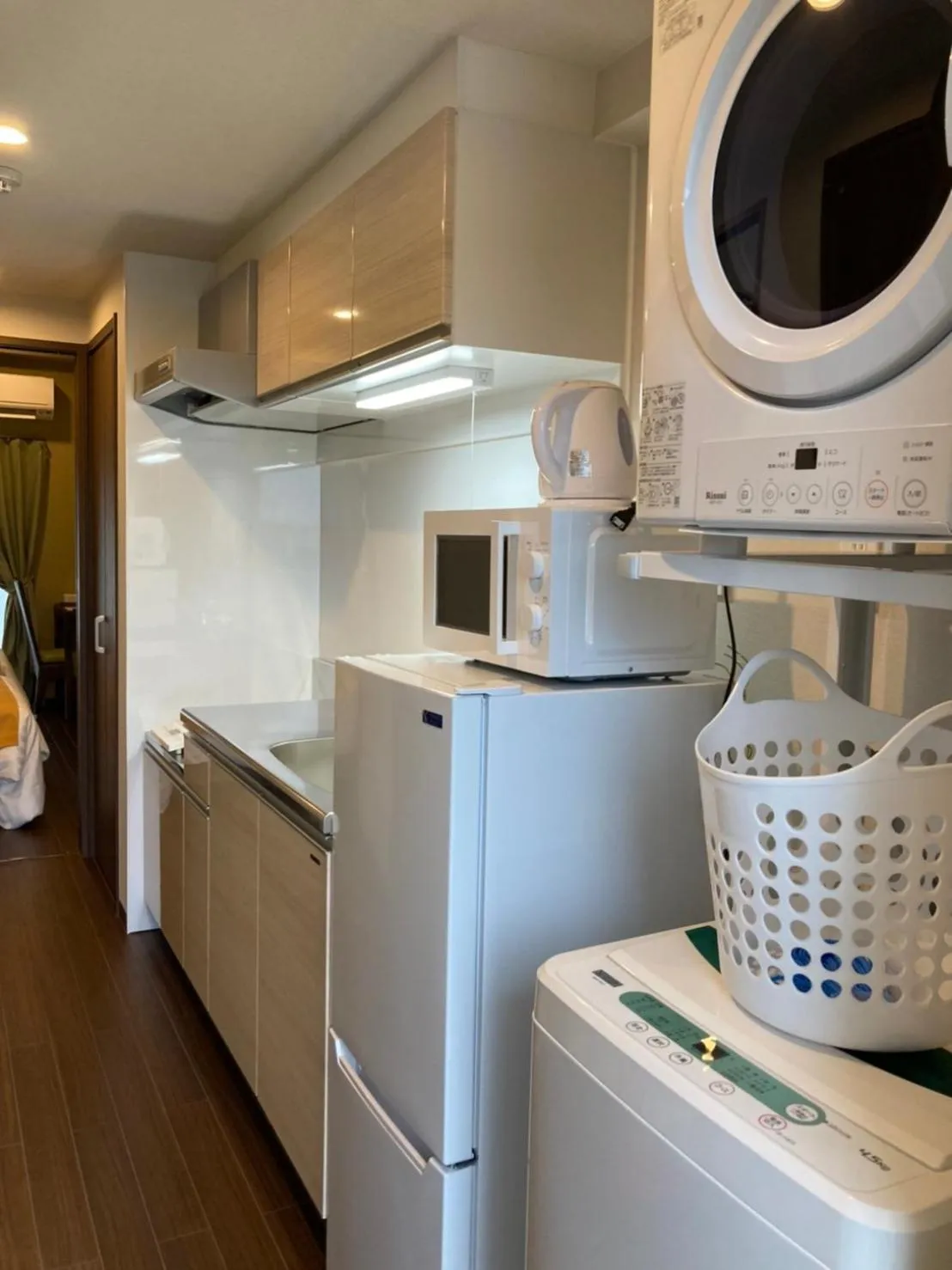 Kitchen or kitchenette in HOTEL Fit in Miyakojima
