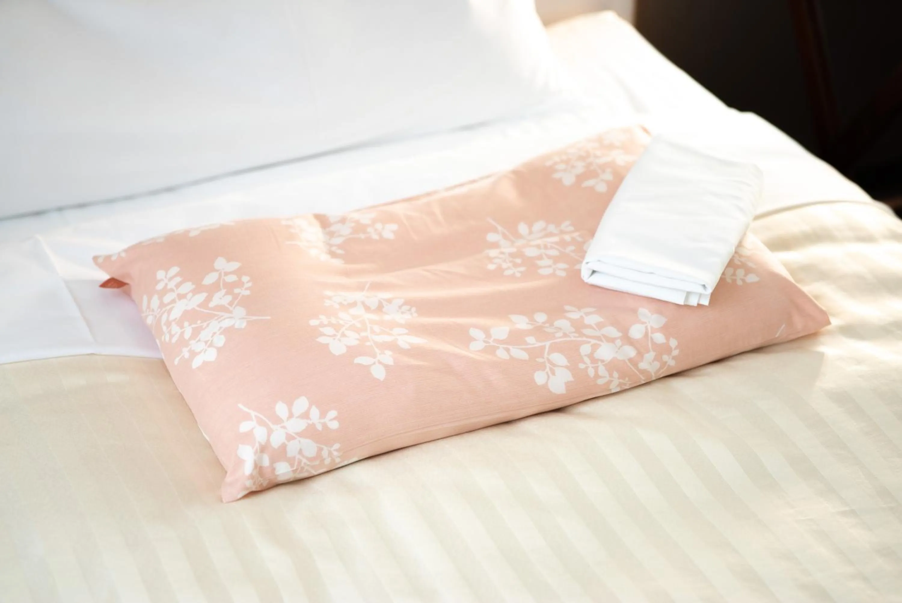 Bed in Super Hotel Yamagataeki Nishiguchi Hot Spring