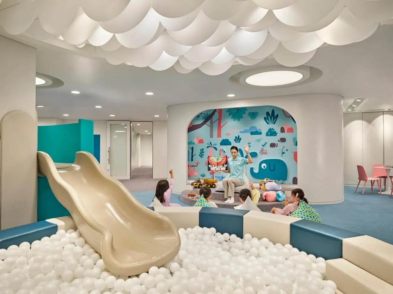 Kids's club in Grand Josun Jeju