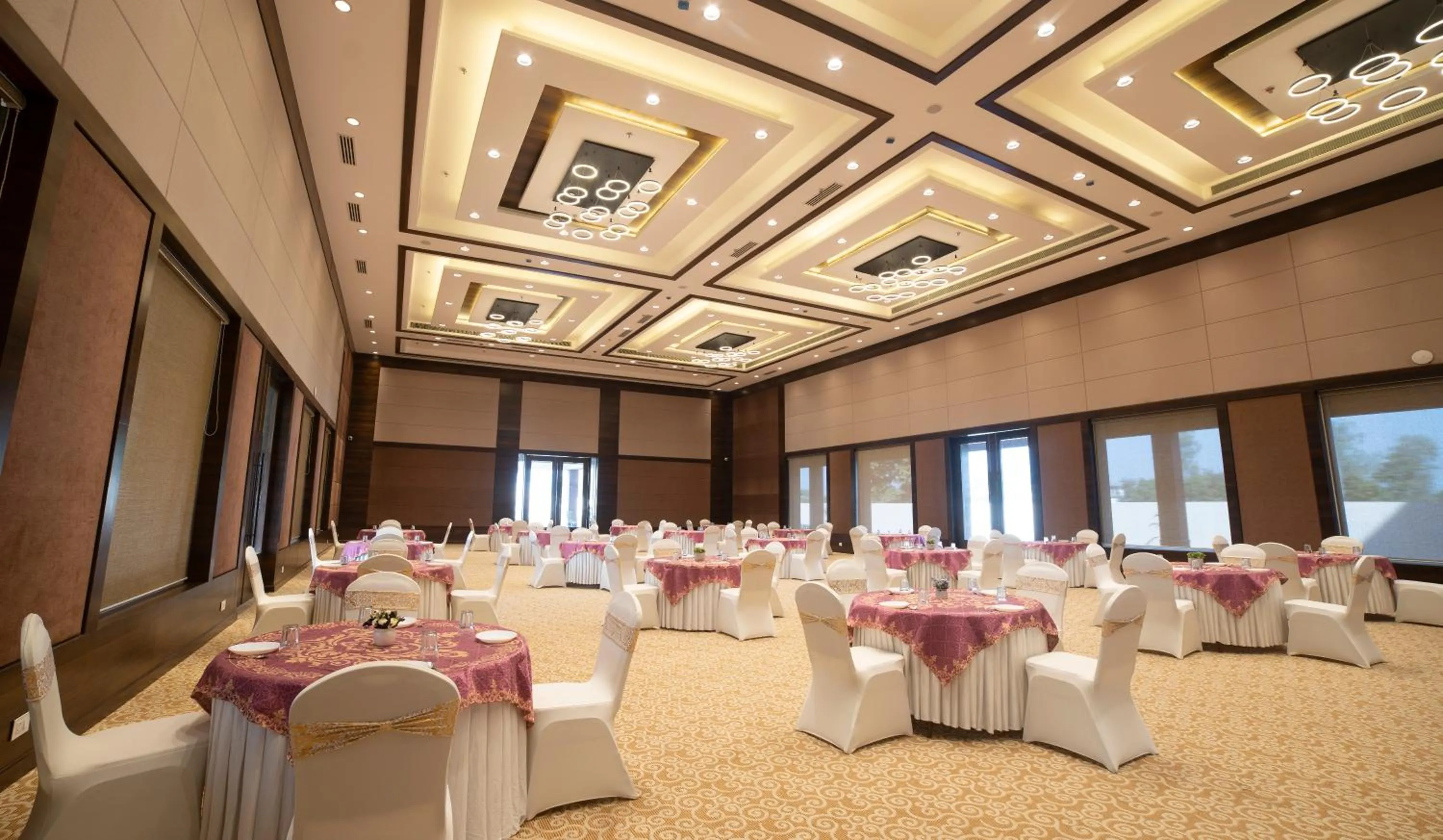 Meeting/conference room in HOTEL RAJHANS ABHINANDAN