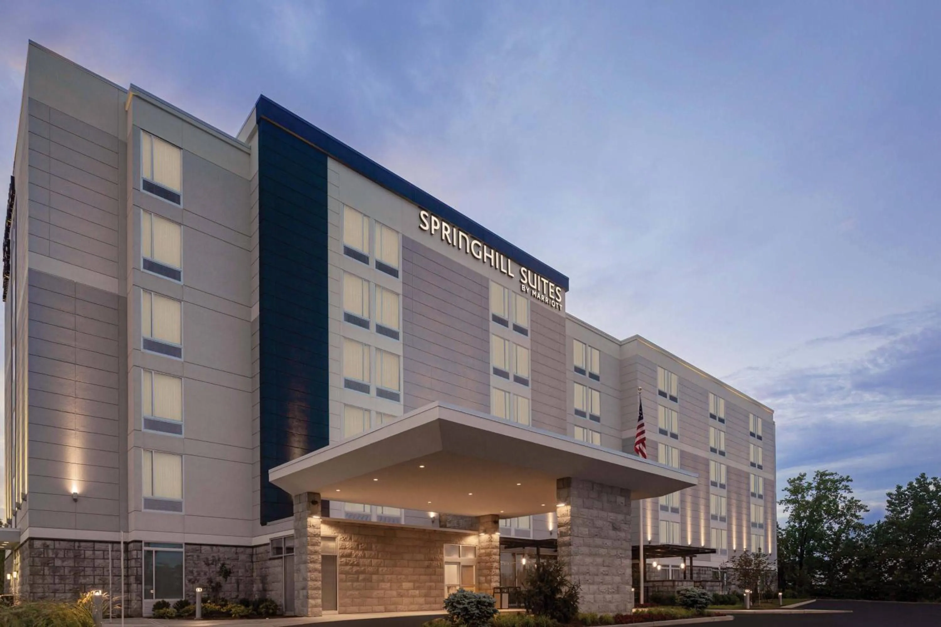 Property building in SpringHill Suites by Marriott East Rutherford Meadowlands Carlstadt