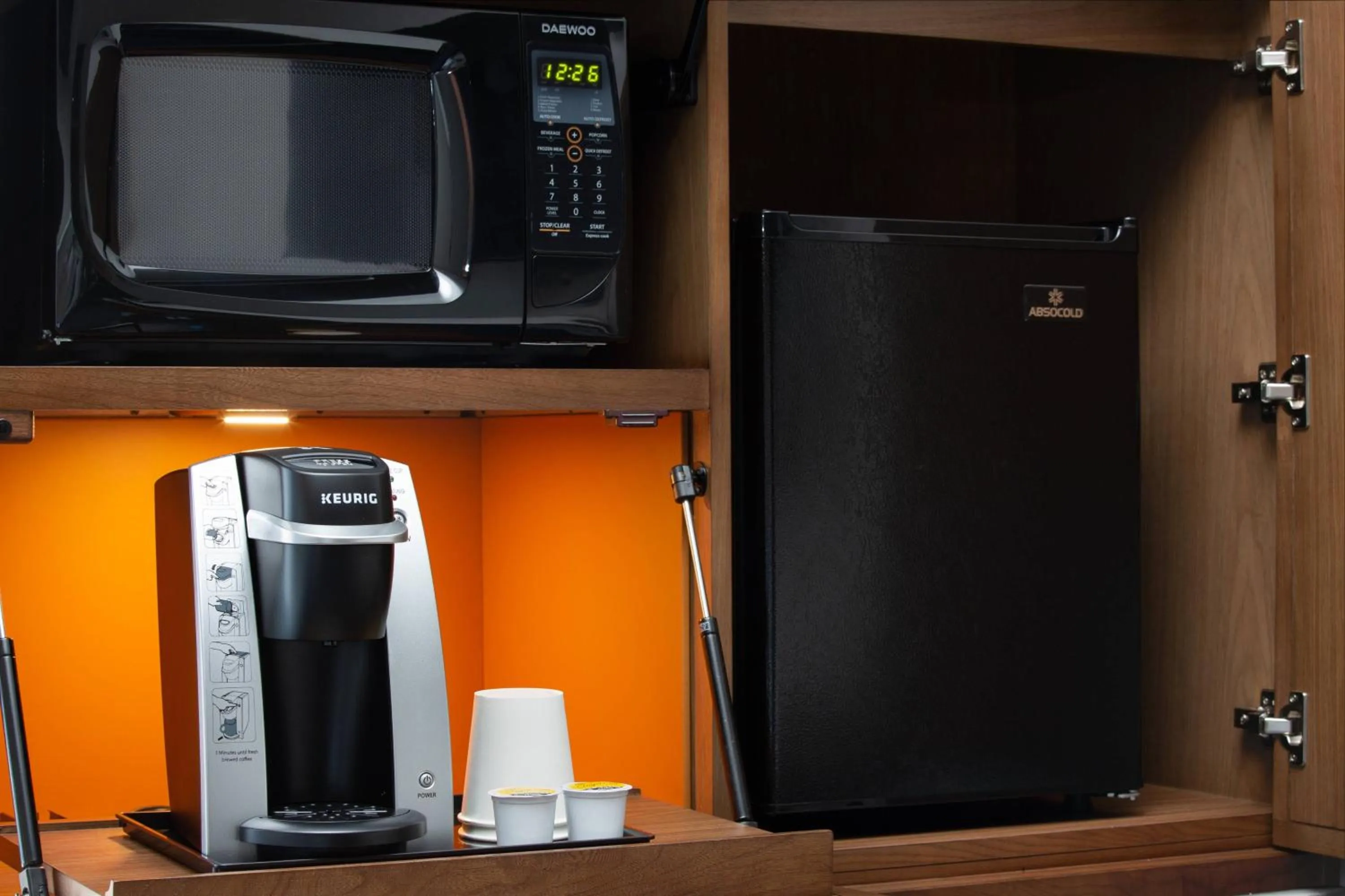 Photo of the whole room in Courtyard by Marriott Lansing Downtown