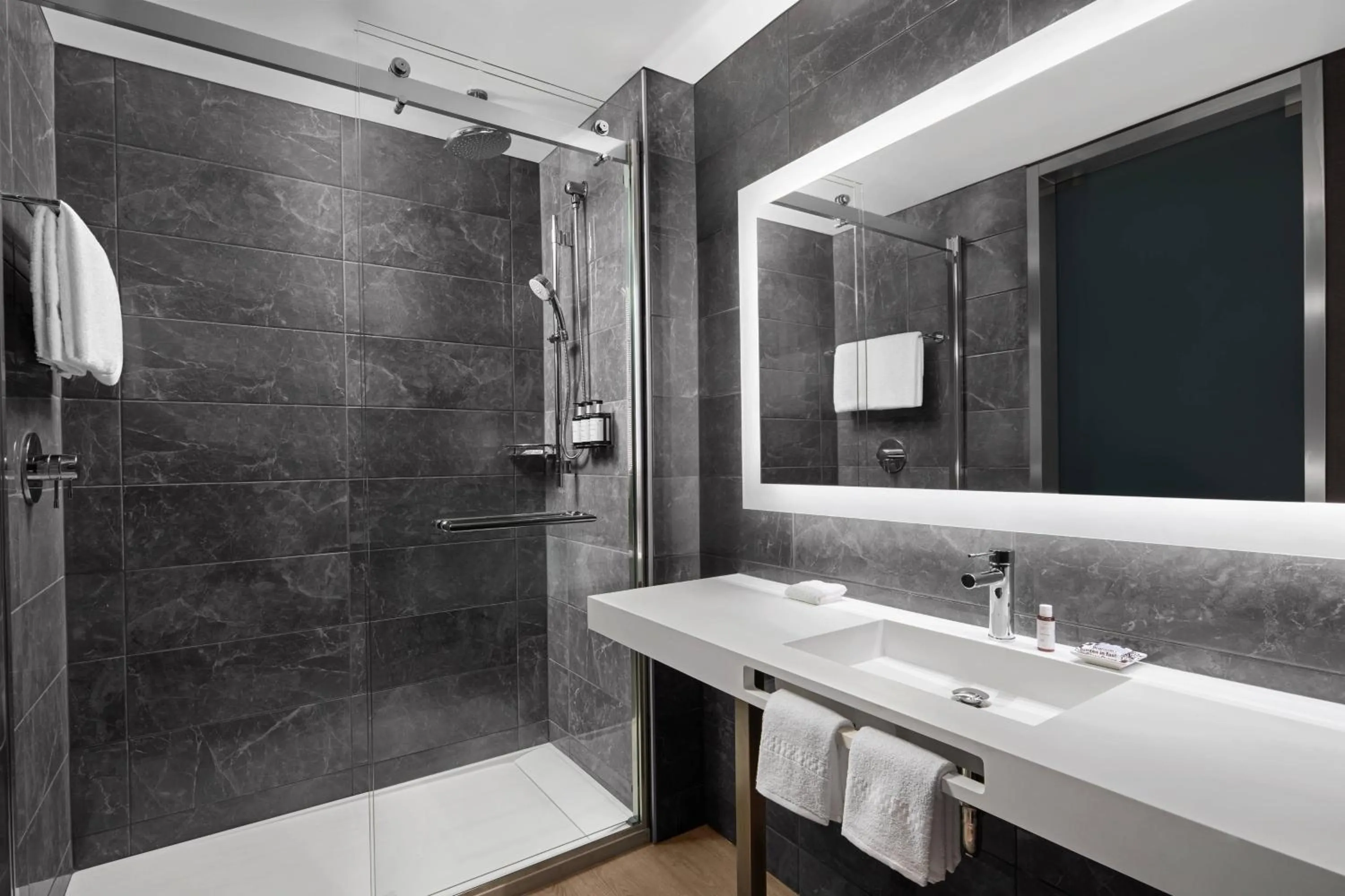 Bathroom in AC Hotel by Marriott Orlando Downtown