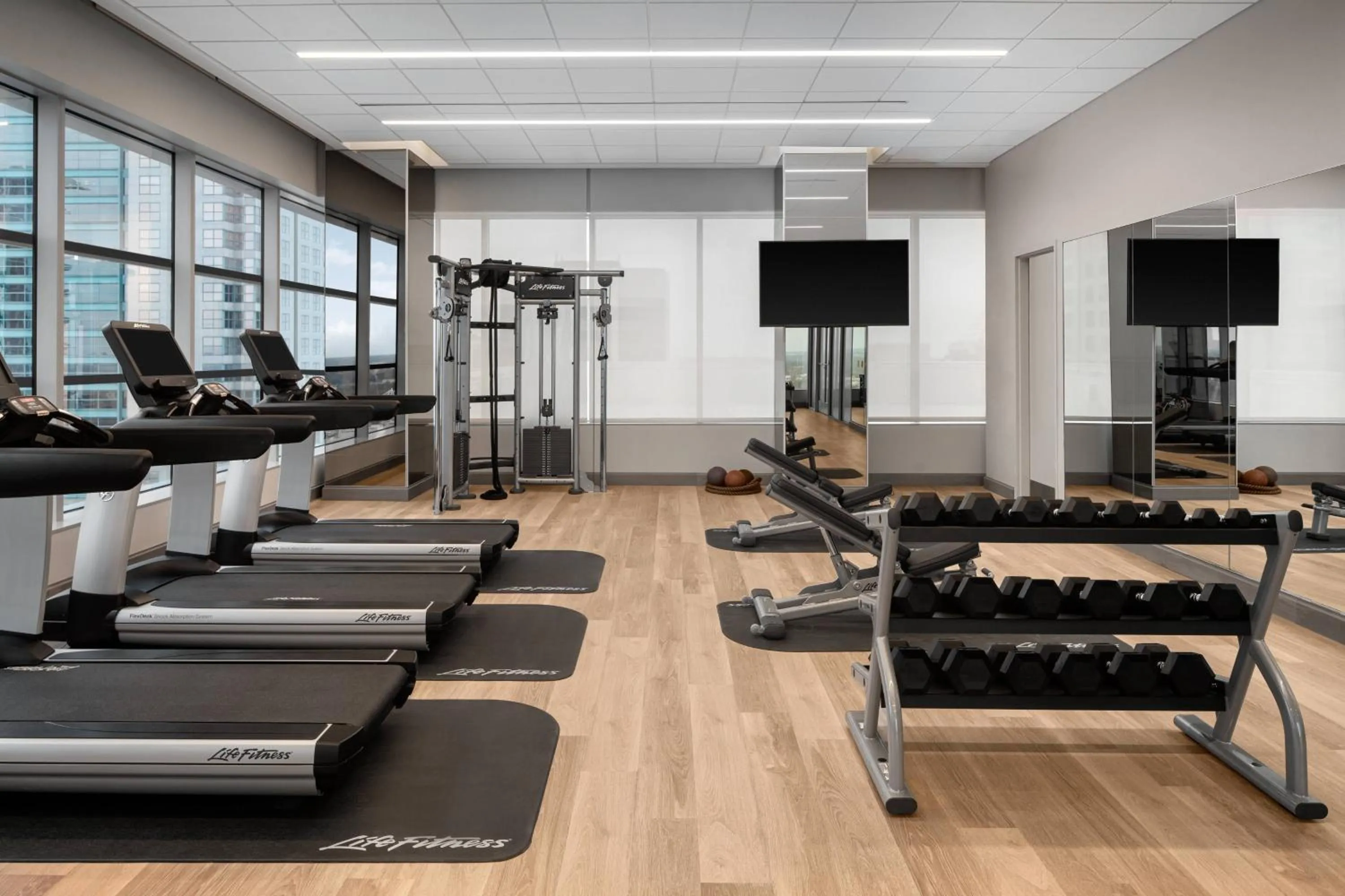 Fitness centre/facilities in AC Hotel by Marriott Orlando Downtown