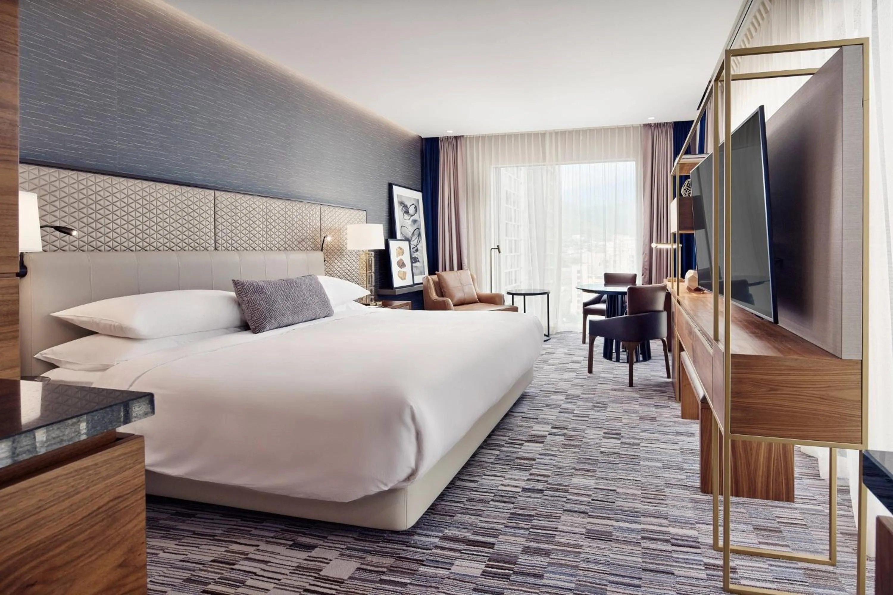 Photo of the whole room, Bed in JW Marriott Hotel Monterrey Valle