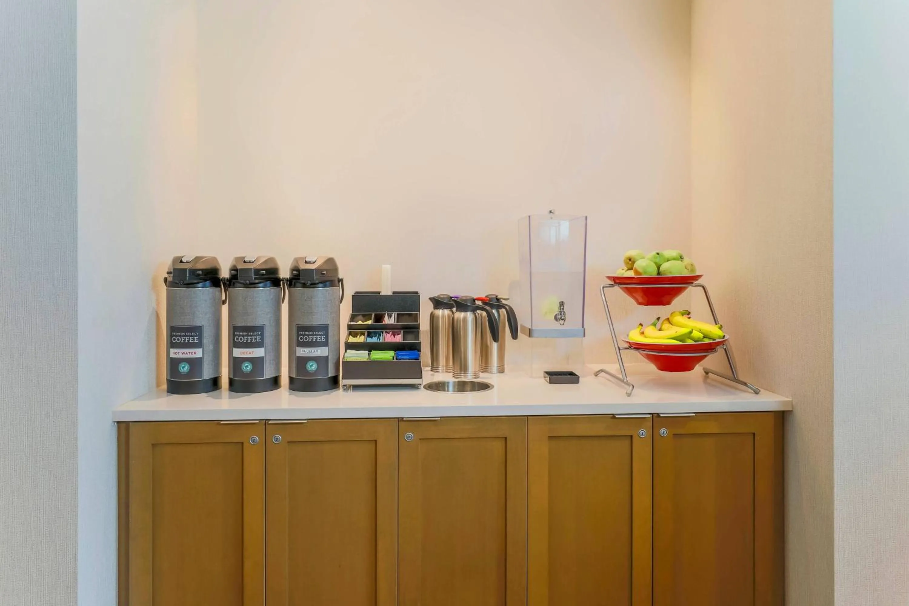 Breakfast in Fairfield by Marriott Inn & Suites Cape Coral North Fort Myers