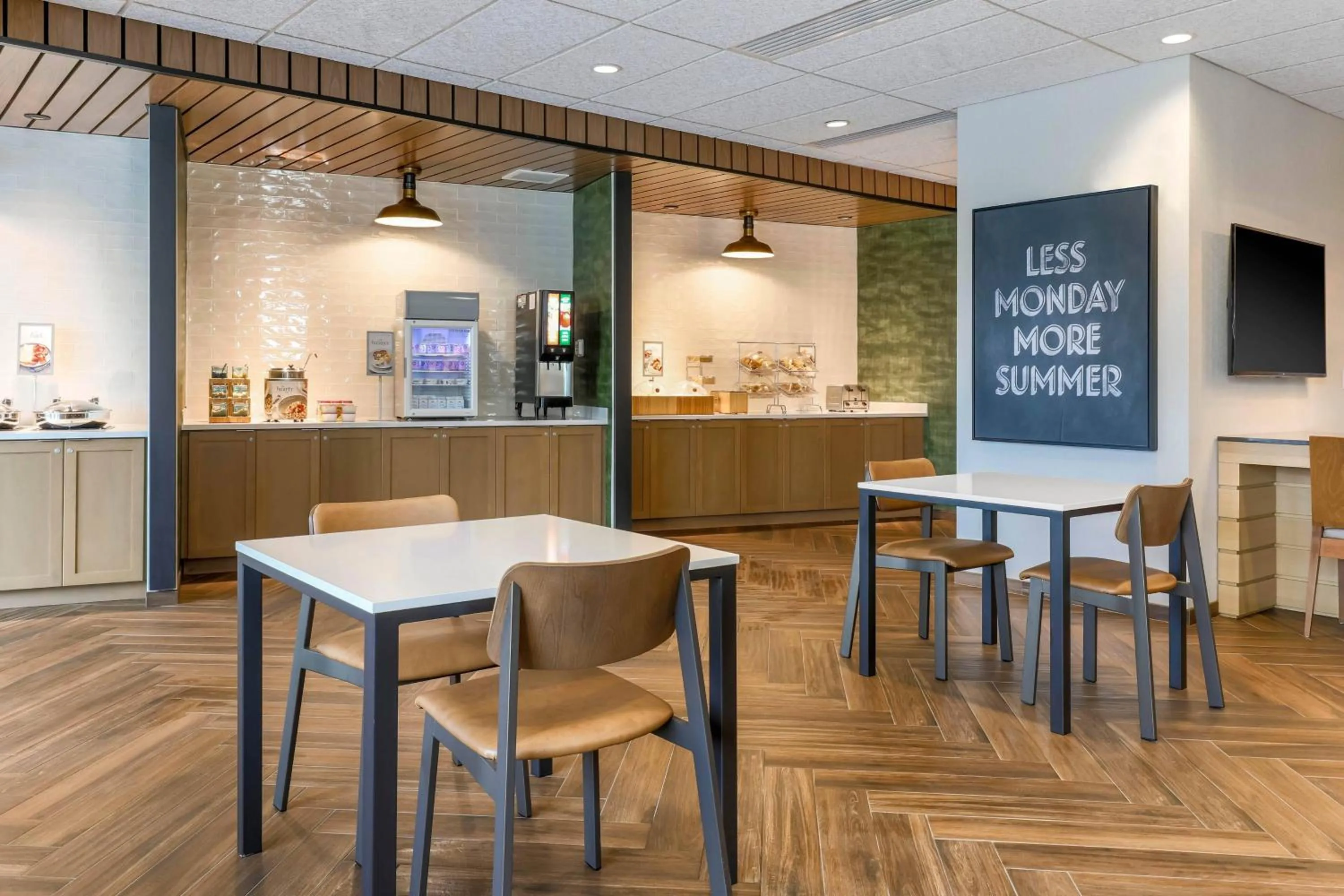 Breakfast in Fairfield by Marriott Inn & Suites Cape Coral North Fort Myers