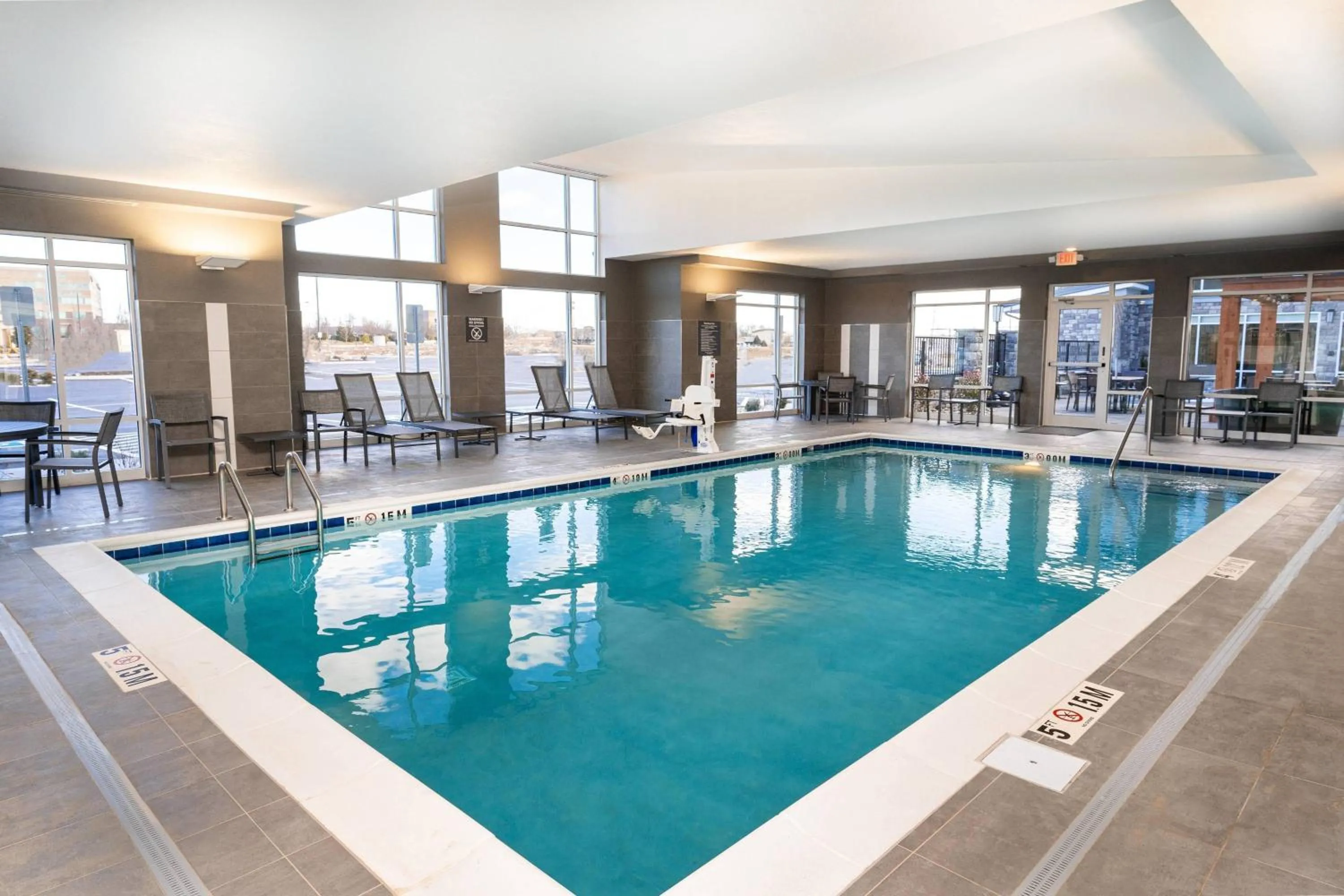 Swimming pool in Residence Inn by Marriott Louisville Old Henry