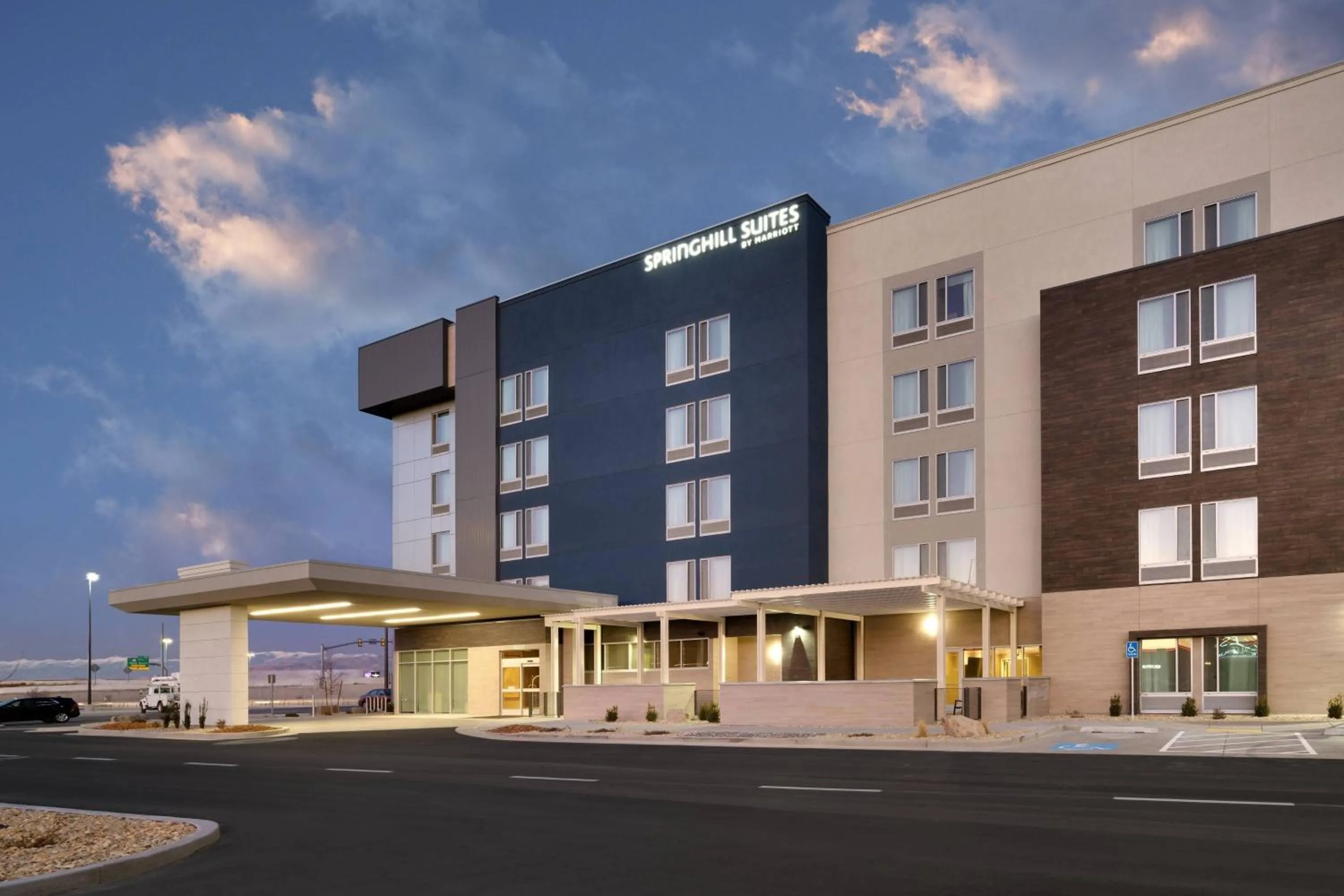 Property building in SpringHill Suites By Marriott Salt Lake City West Valley