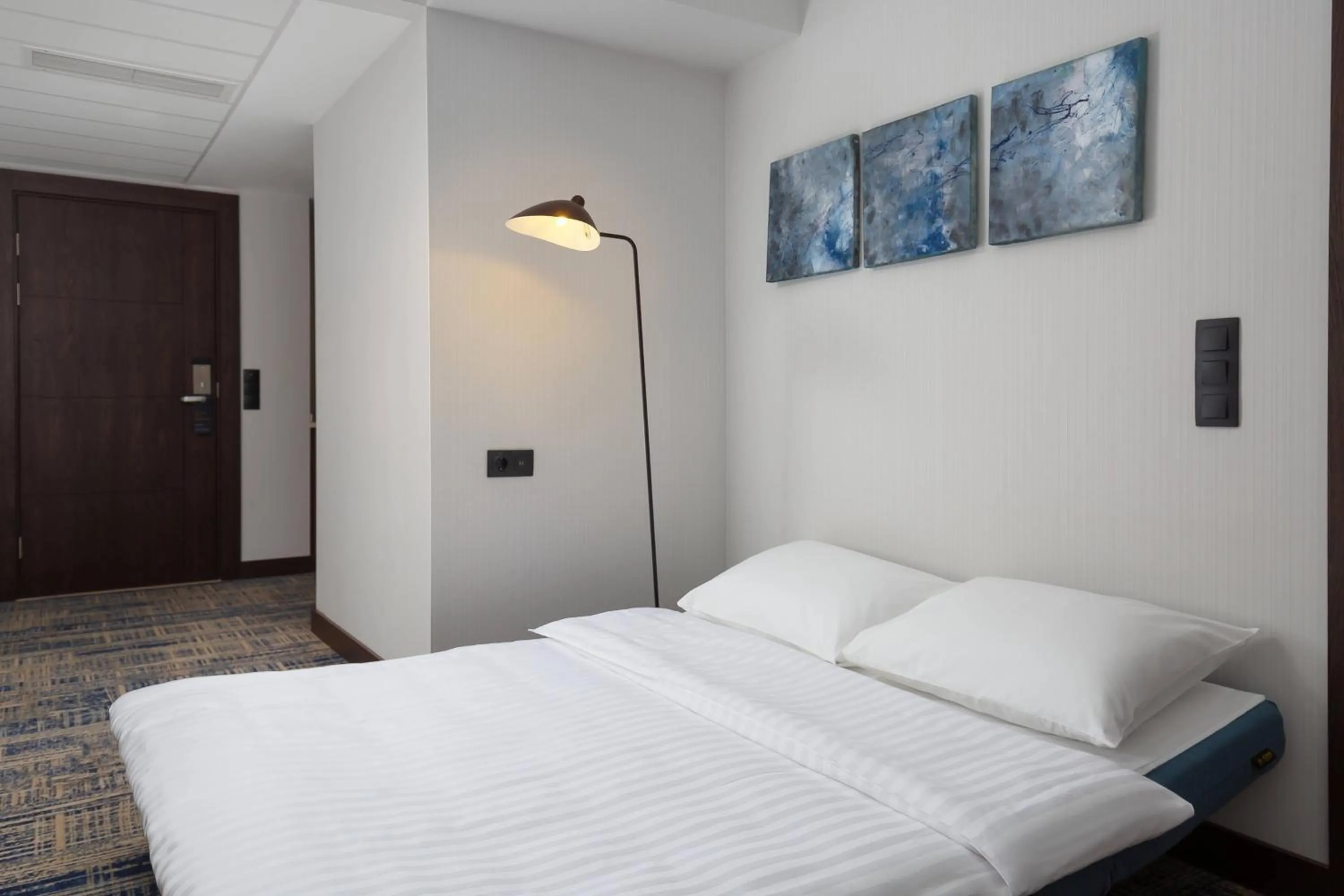 Photo of the whole room, Bed in Courtyard by Marriott Tashkent