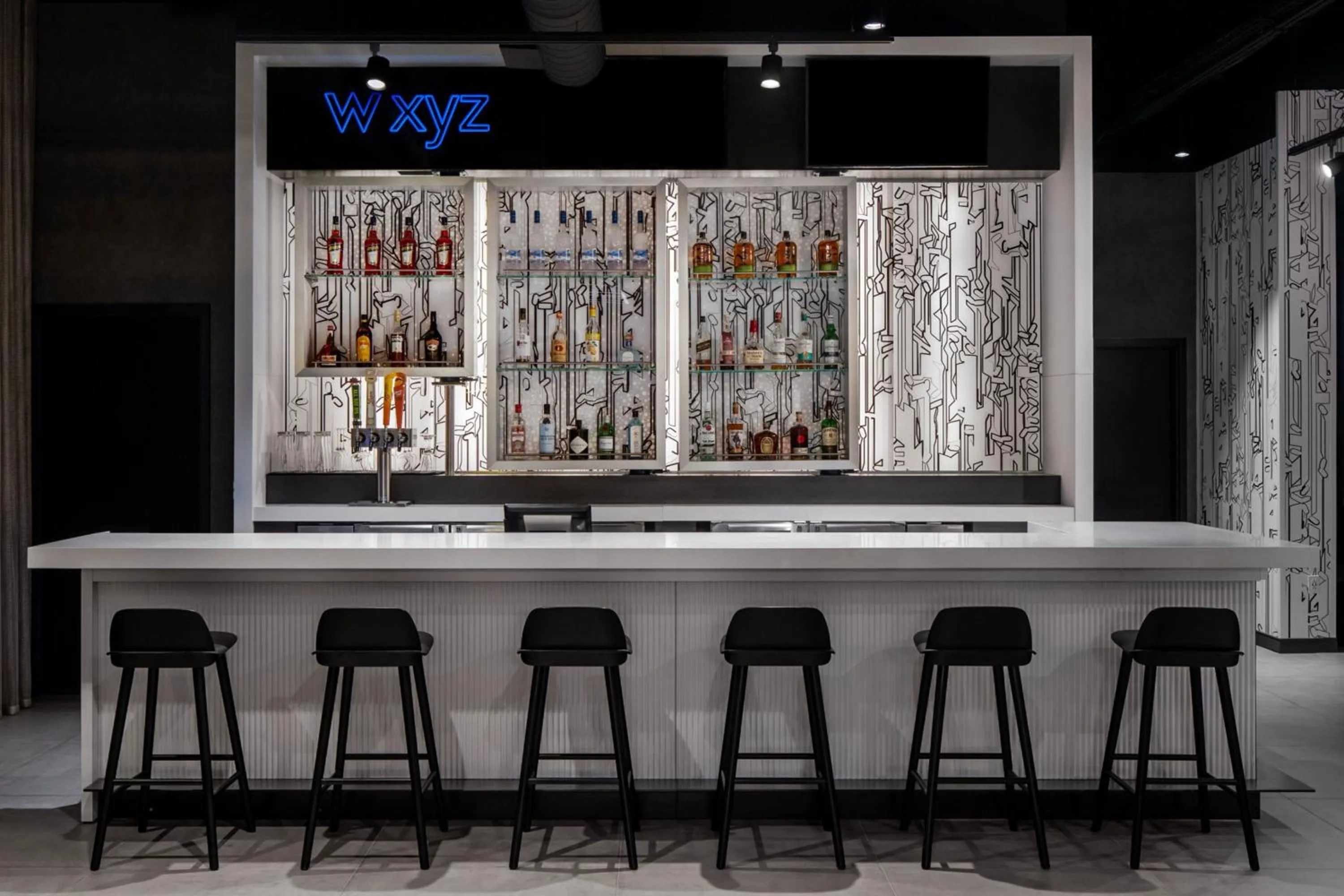 Lounge or bar in Aloft Tampa Midtown