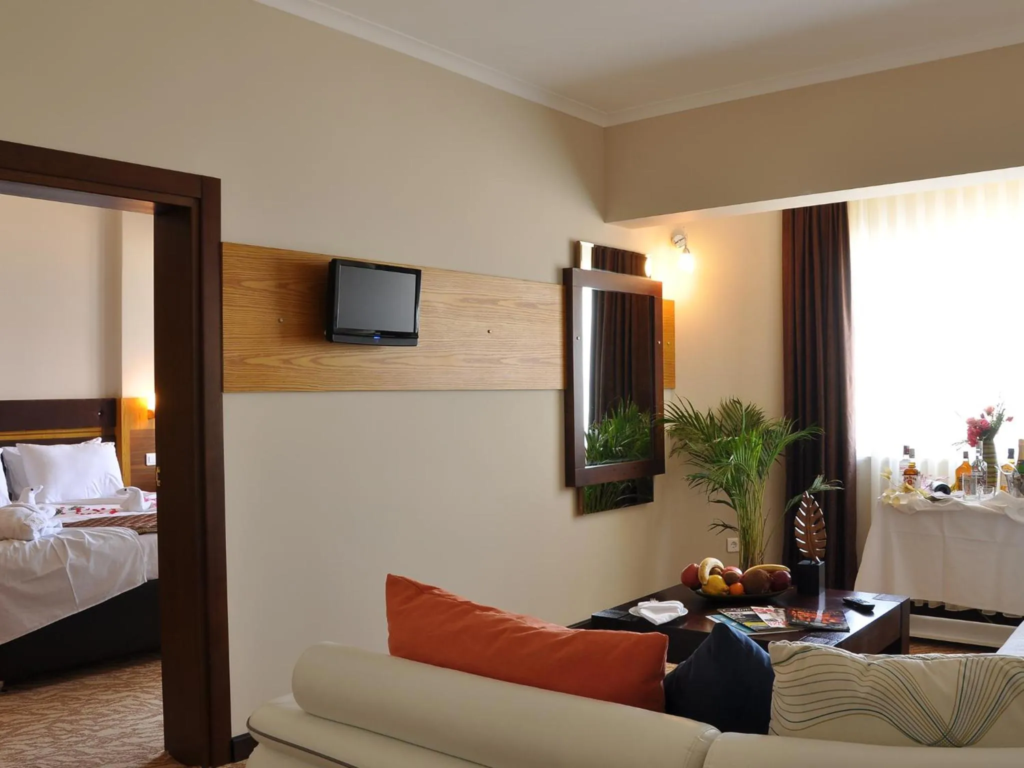 Living room, Bed in İğneada Resort Hotel & SPA