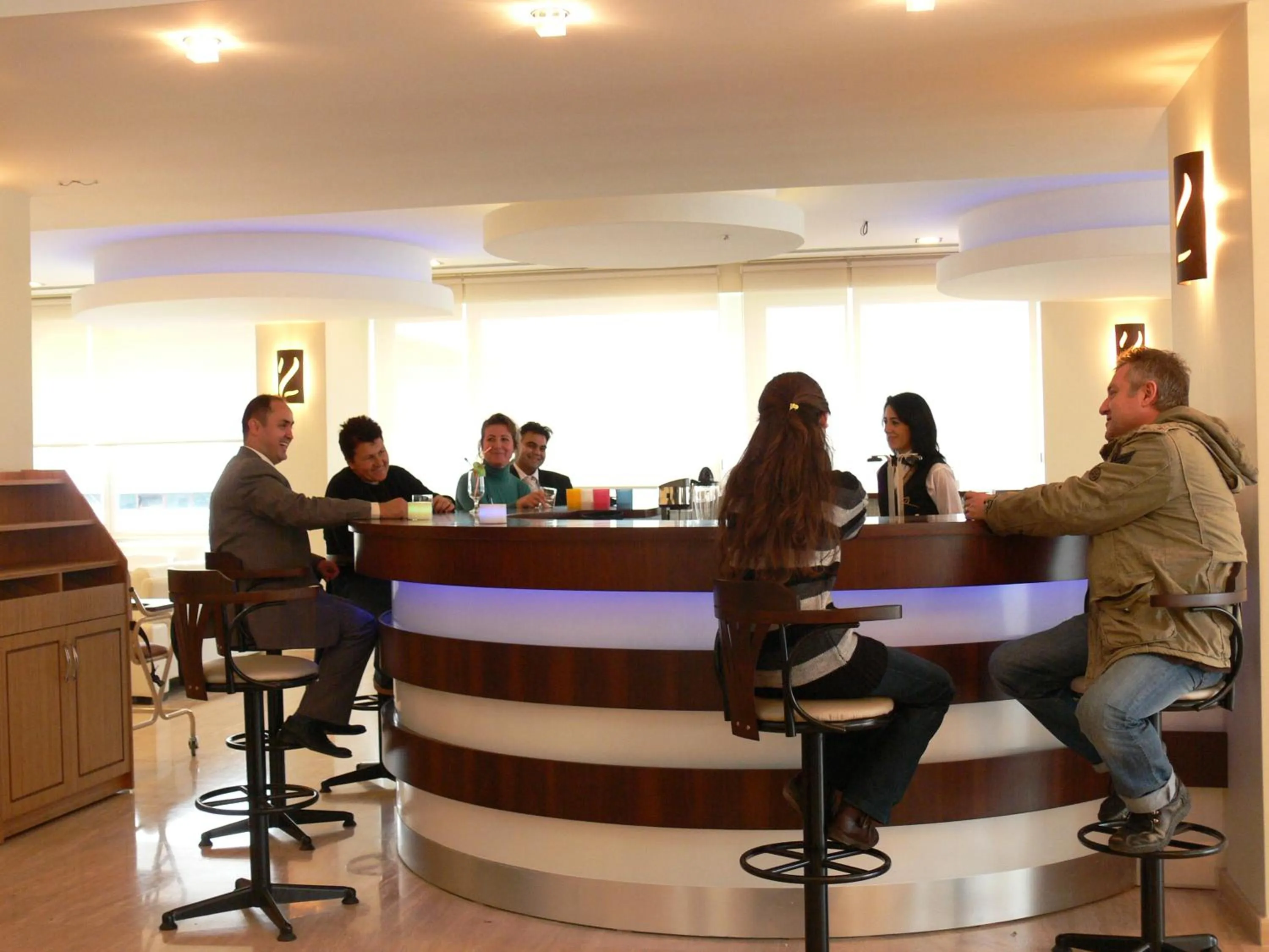 Lounge or bar in İğneada Resort Hotel & SPA
