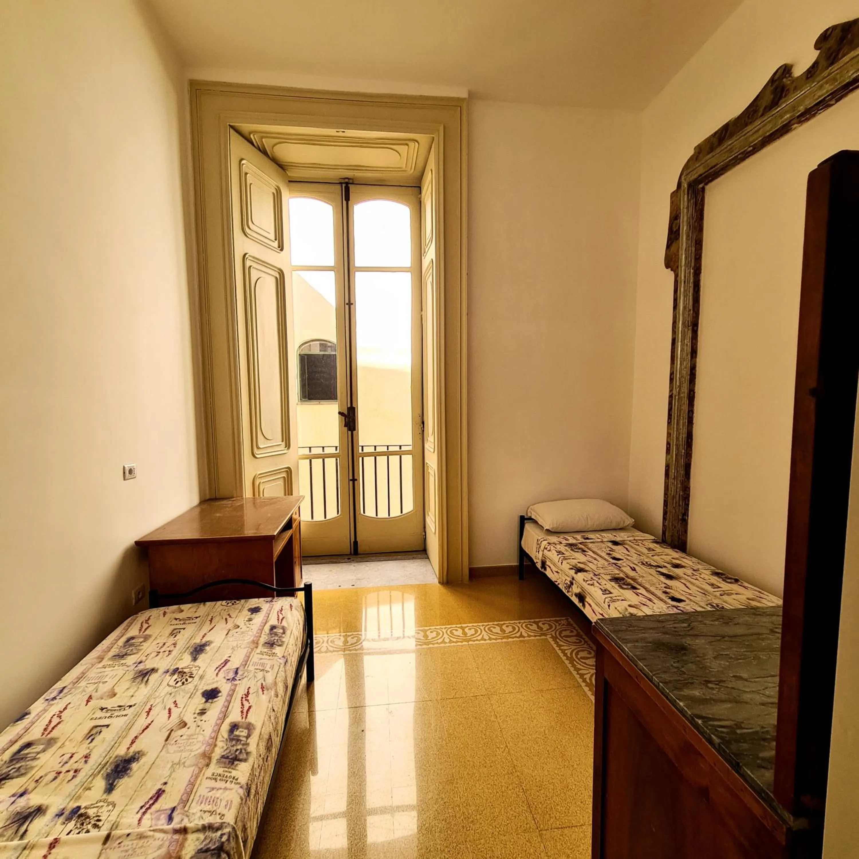 Bed in Salerno Experience Hostel