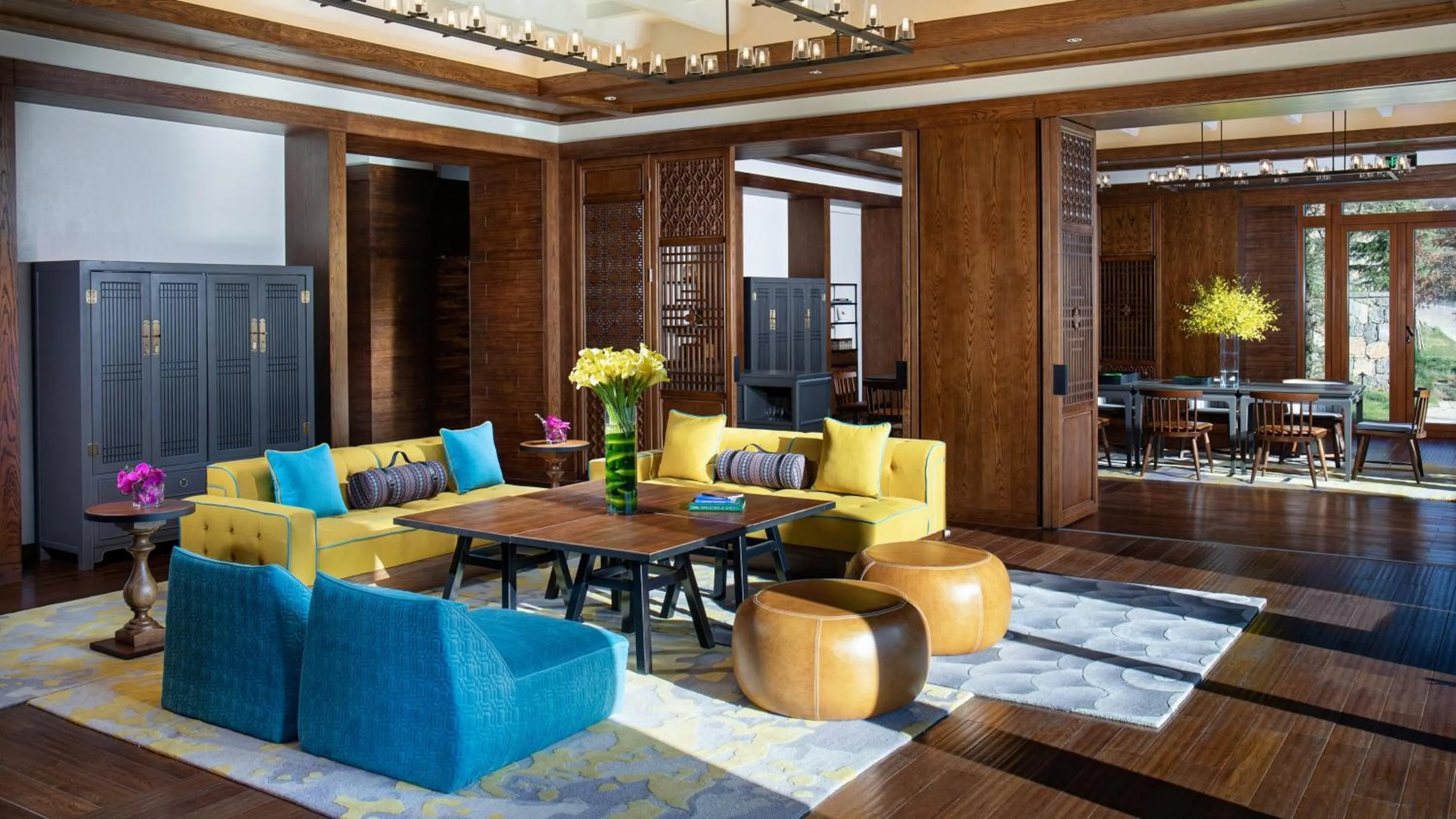 Swimming pool in Hotel Indigo Diqing Moonlight City by IHG